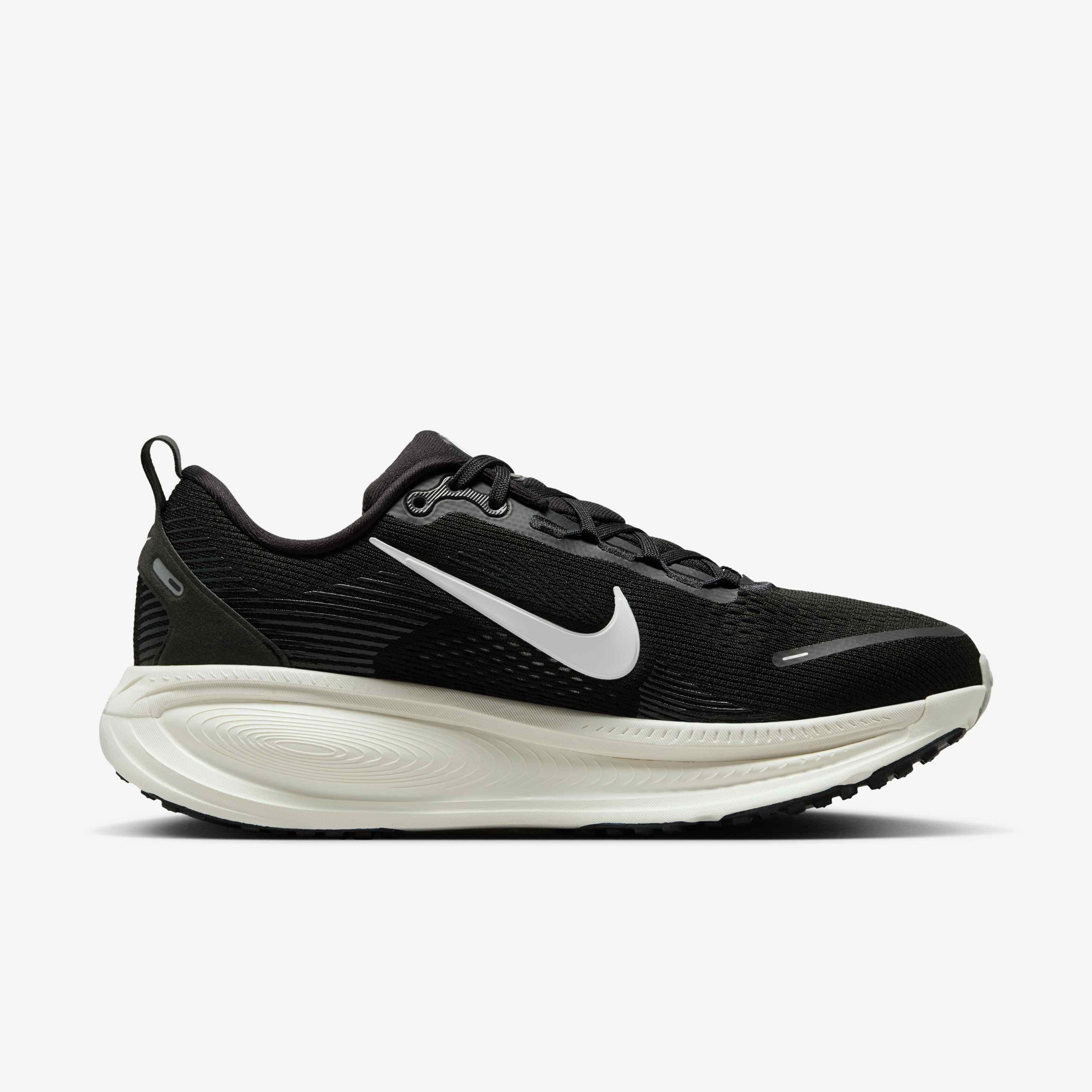 Nike Vomero 18 image number 2