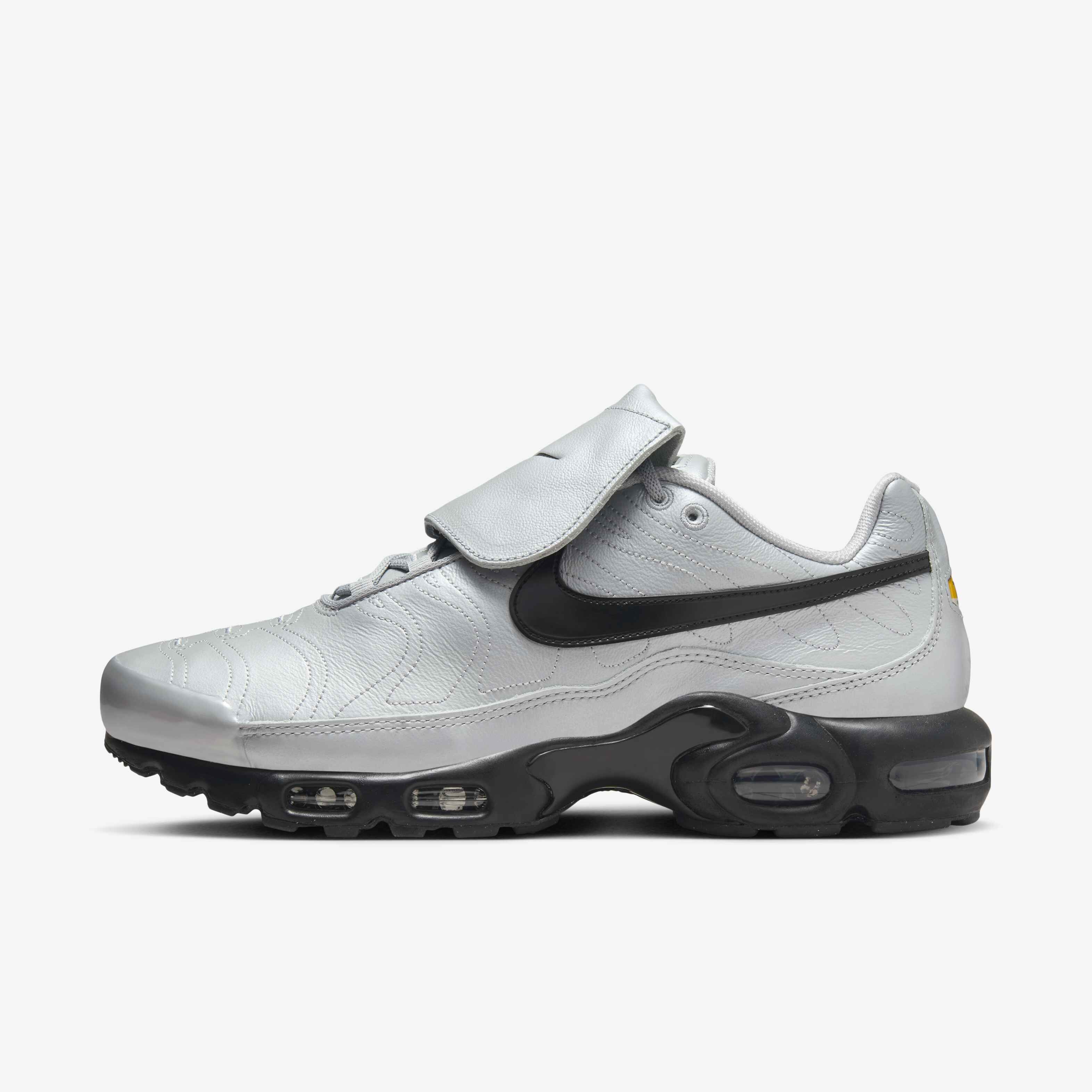 Nike Air Max Plus image number 0