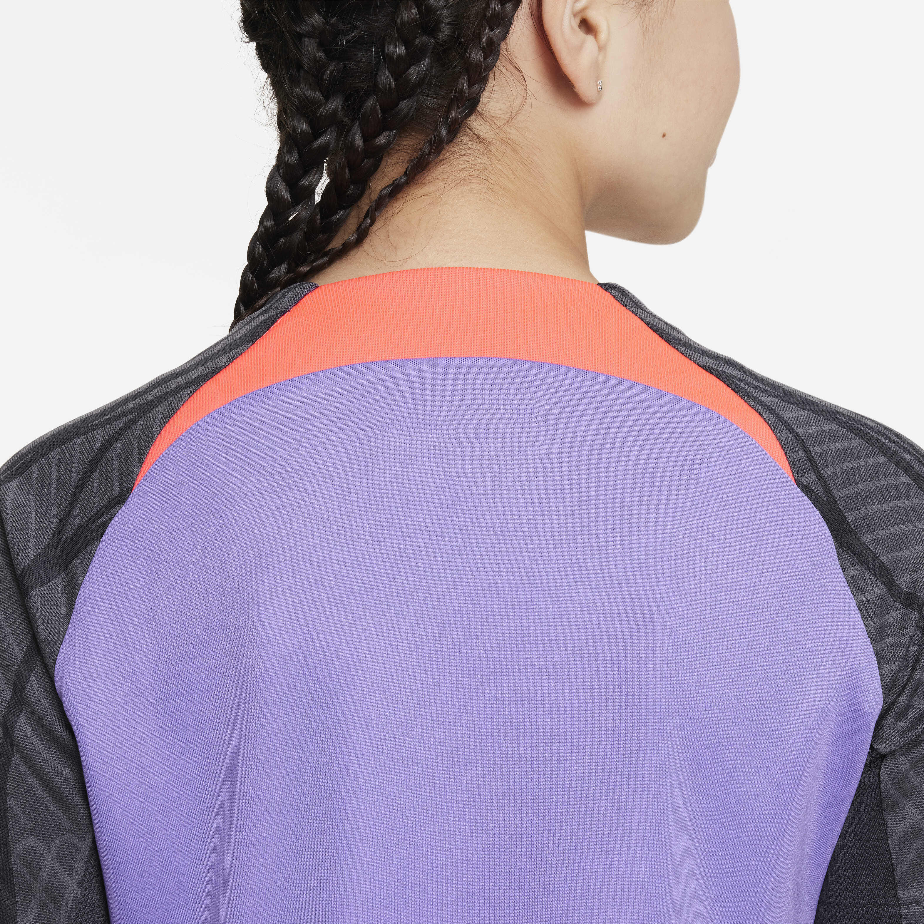 ليفربول F.C. سترايك البديل image number 4