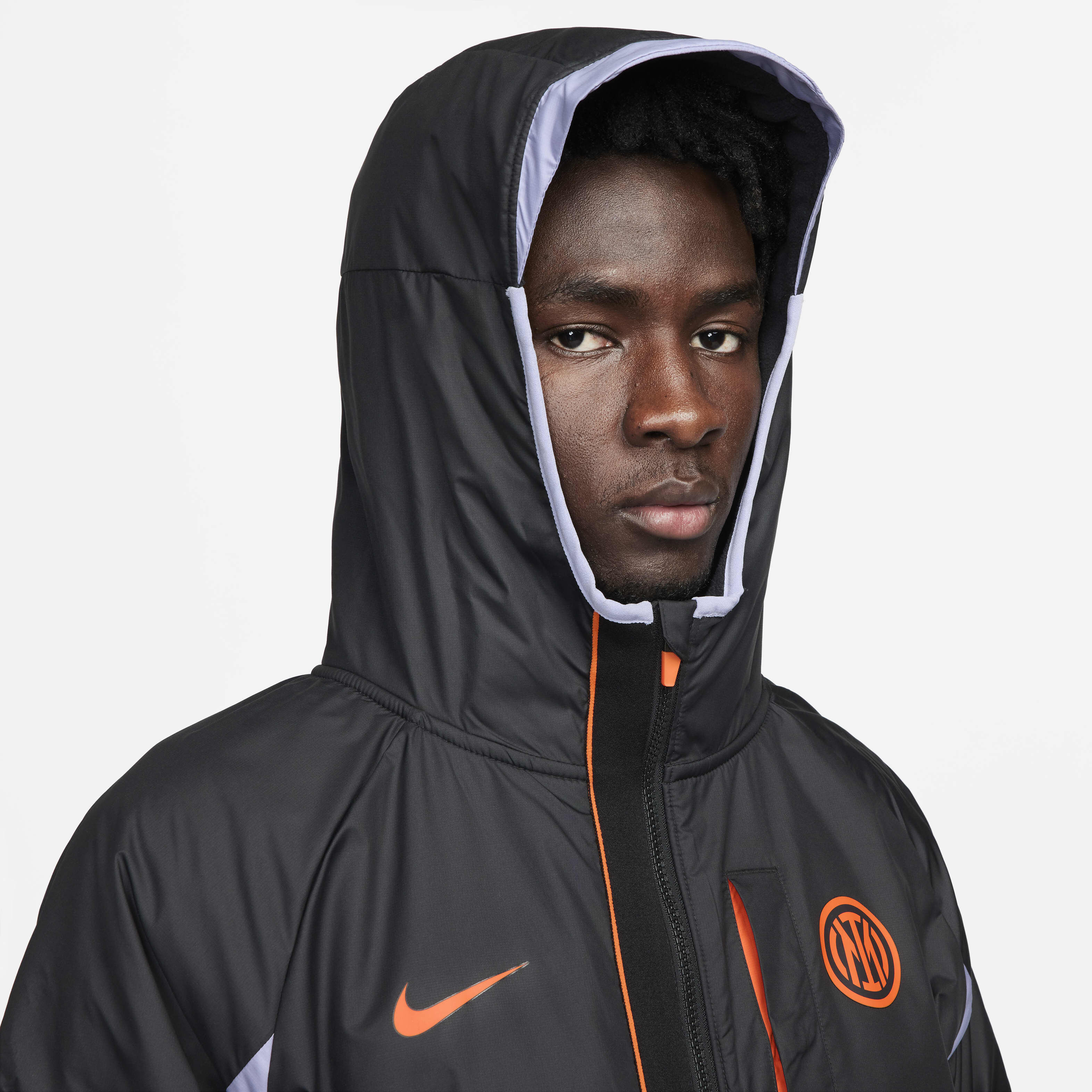 إنتر ميلان AWF البديل image number 6