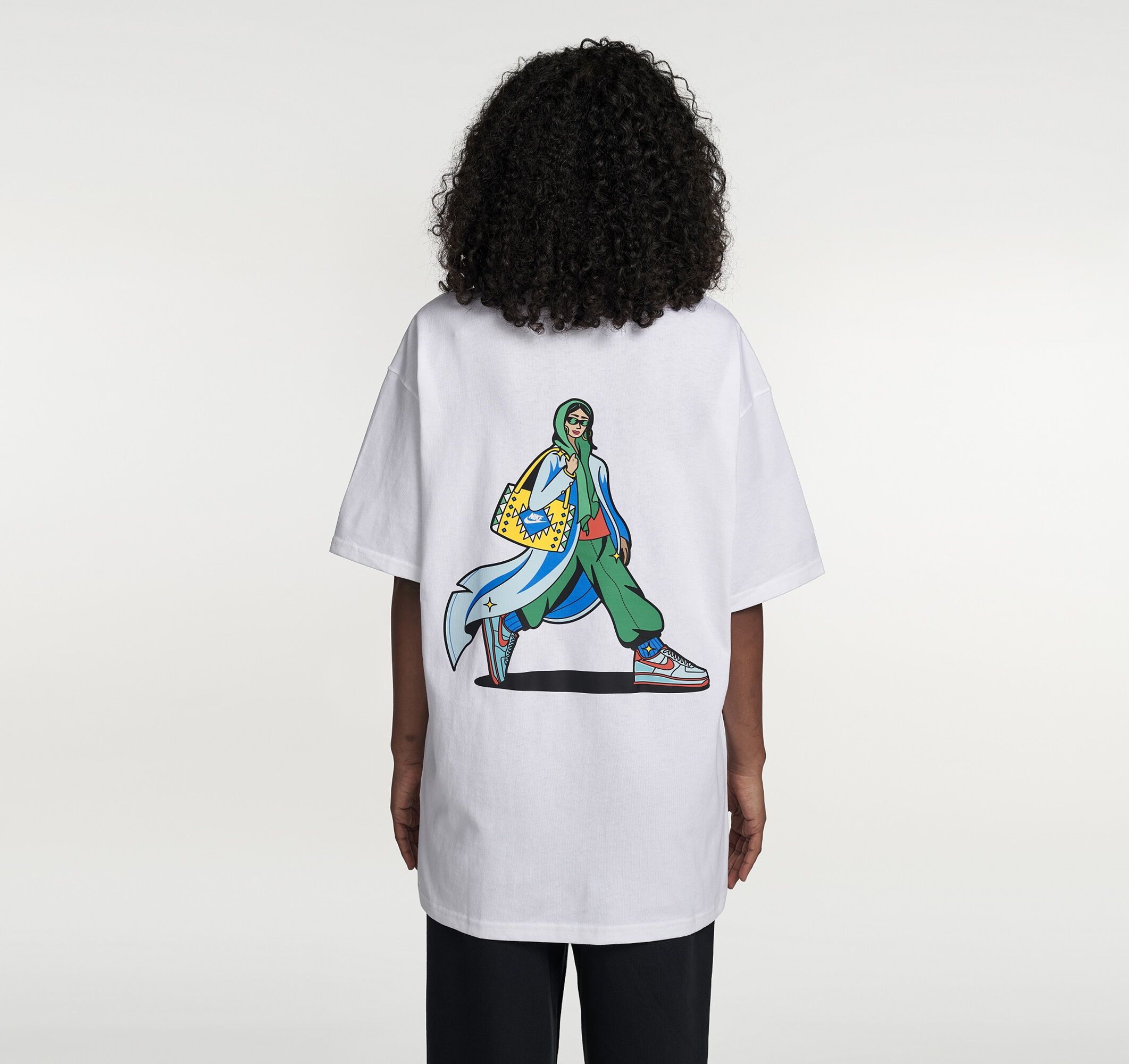 Nike City Tee - Dubai image number 7