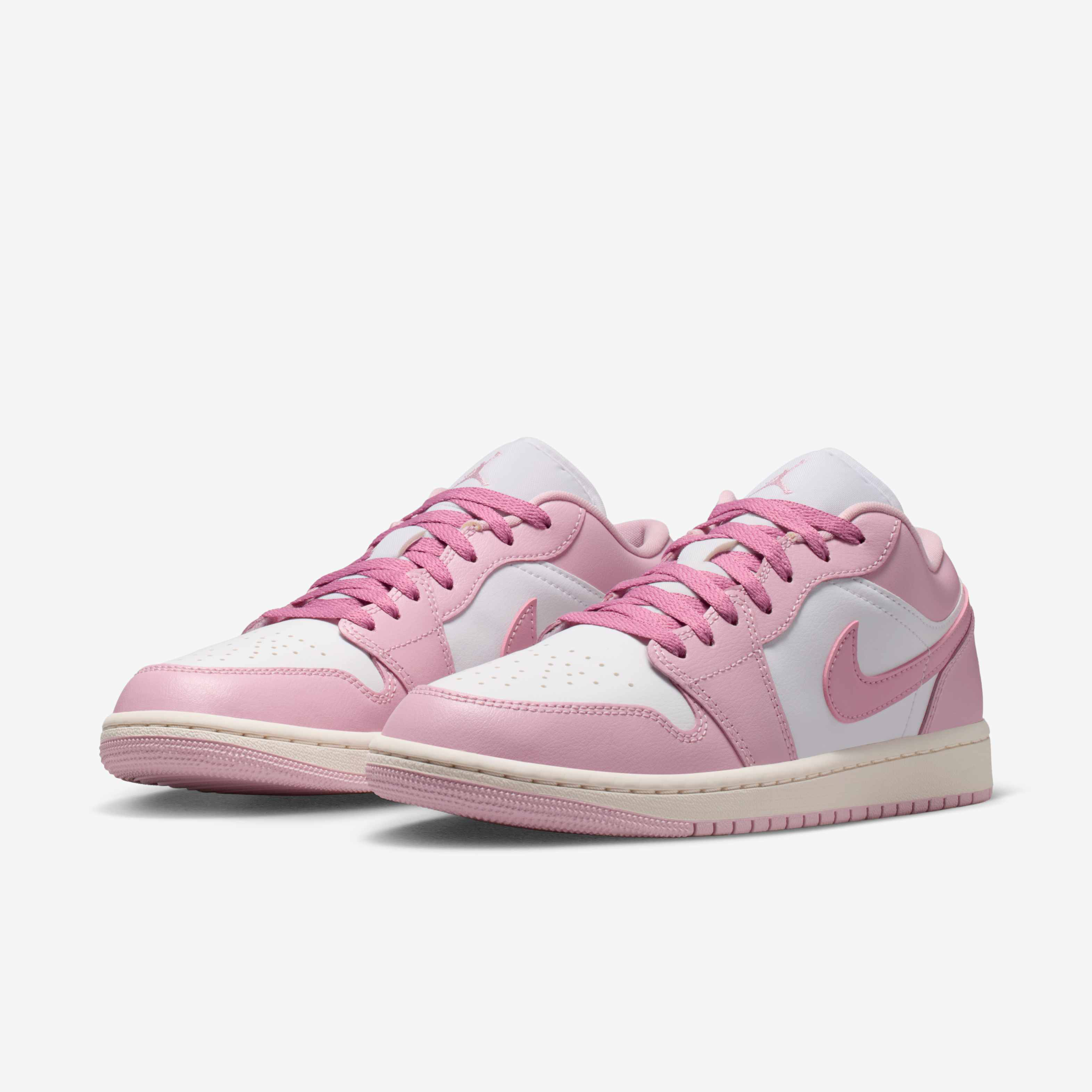 Air Jordan 1 Low image number 4