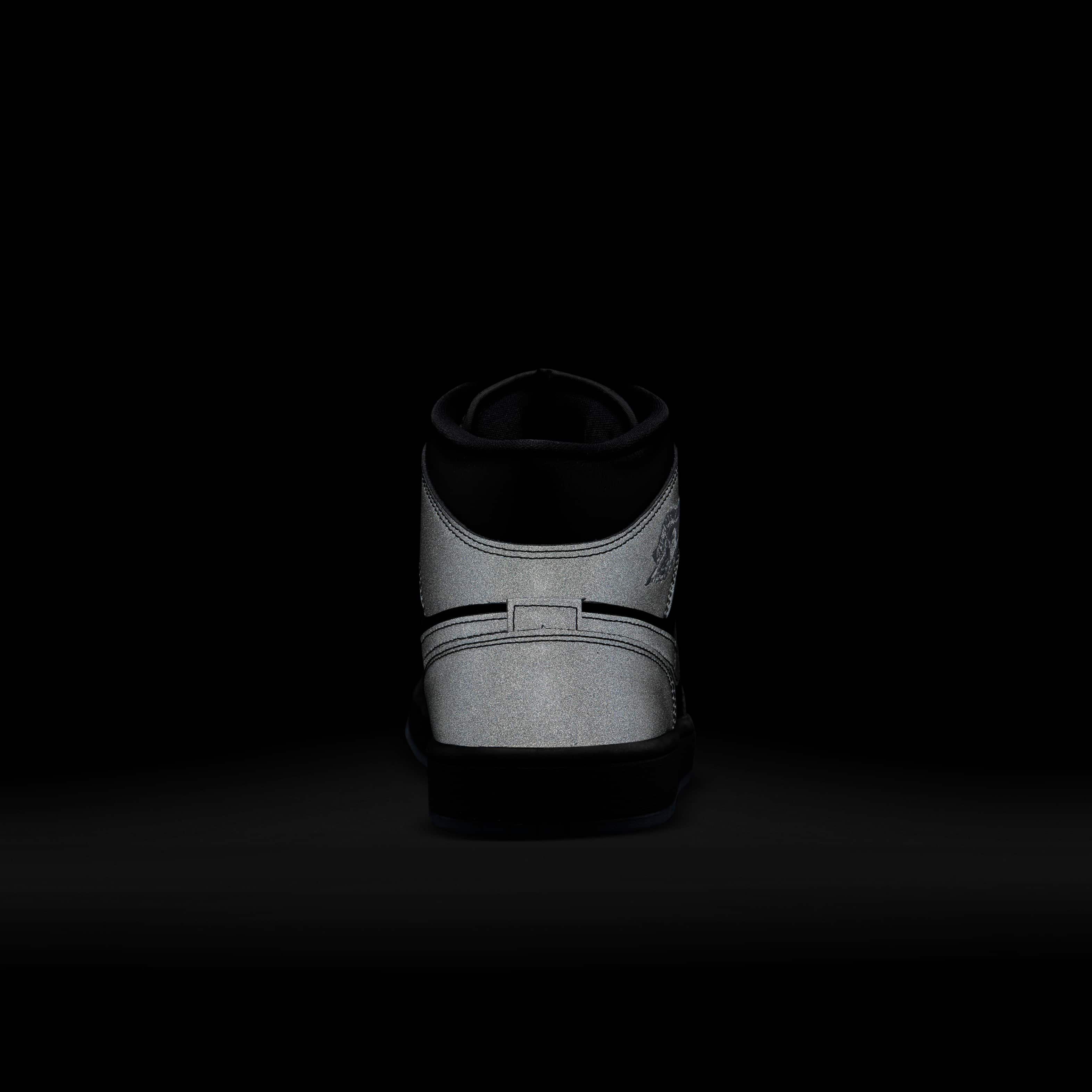 Air Jordan 1 Mid SE image number 8