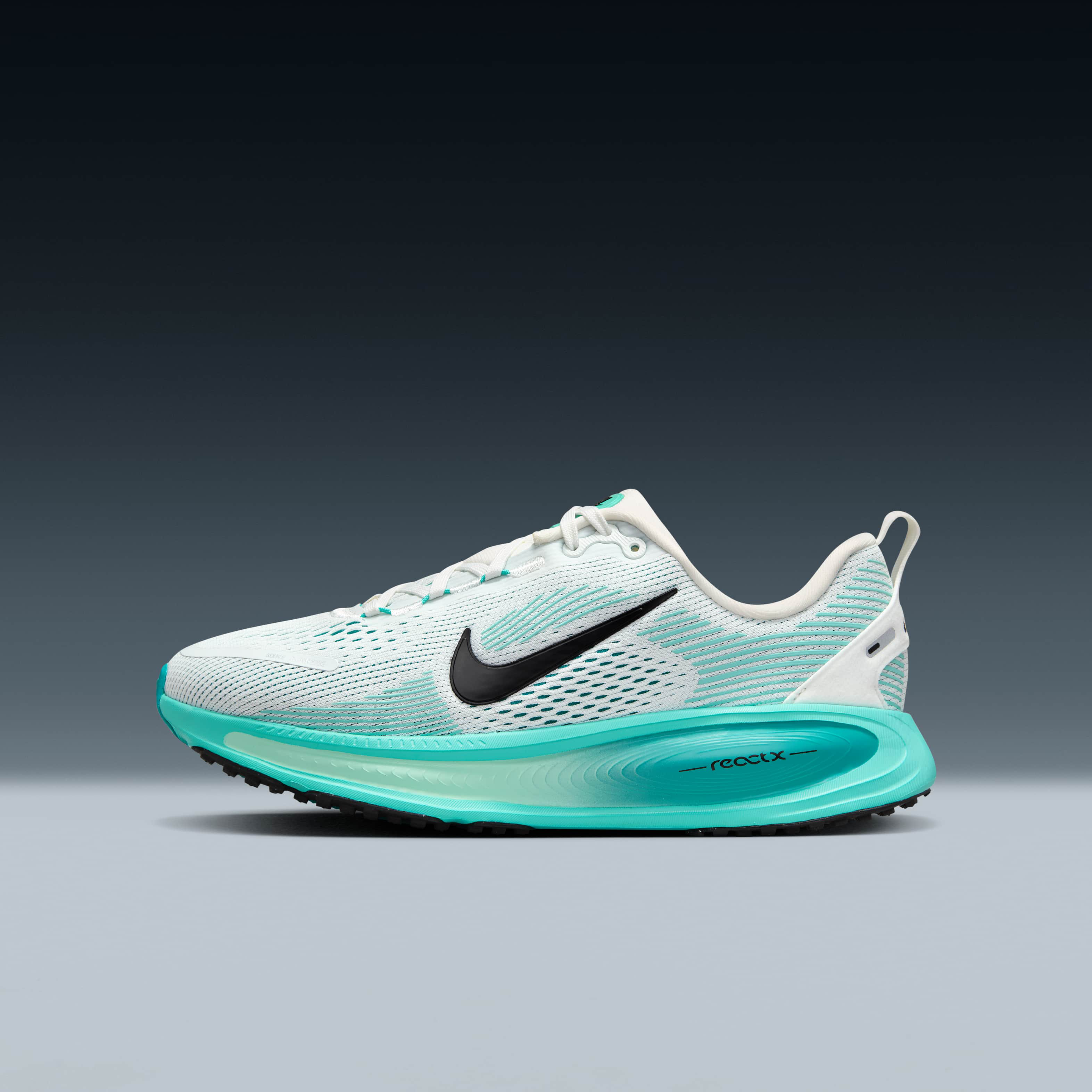 Nike Vomero 18 image number 0