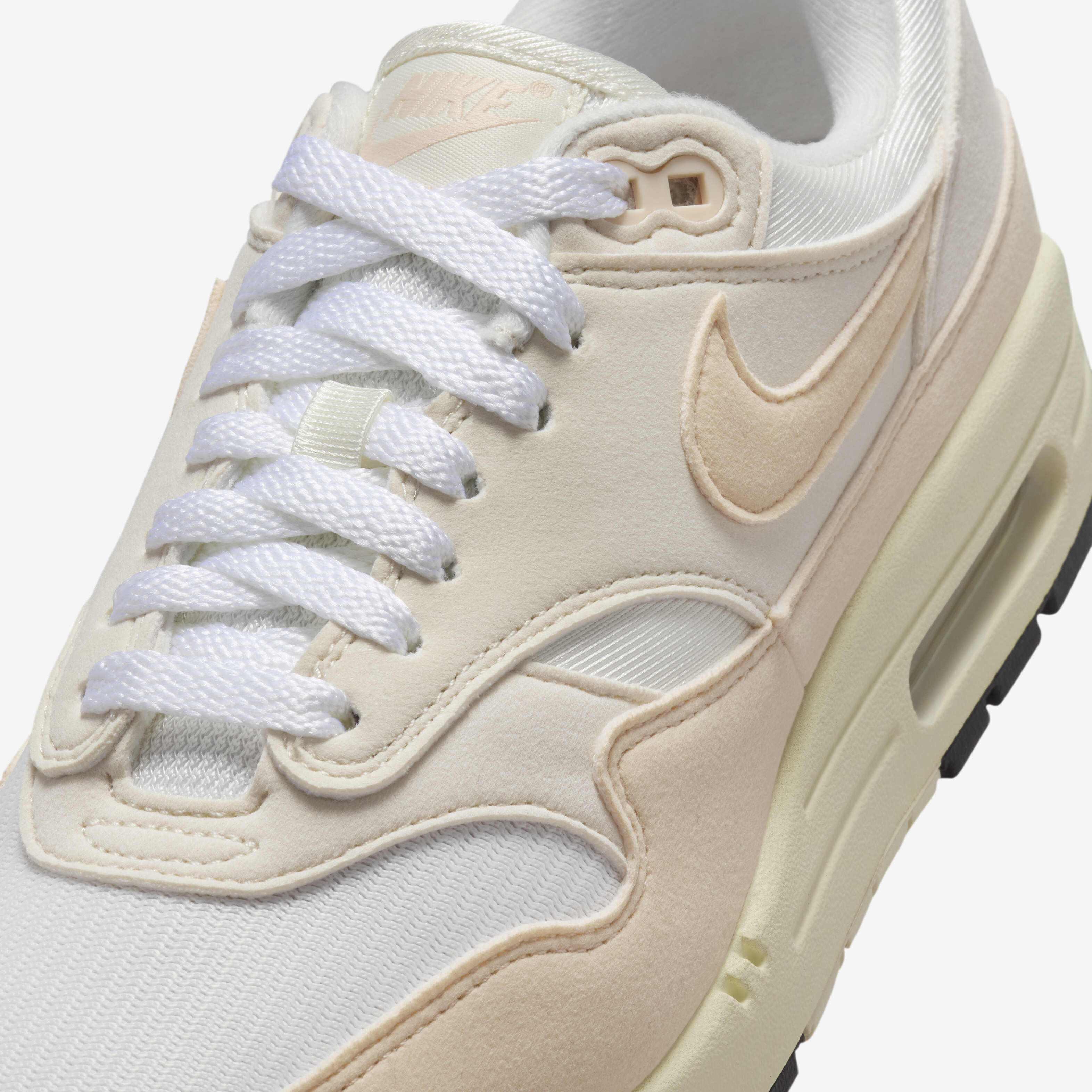 Nike Air Max 1 image number 6