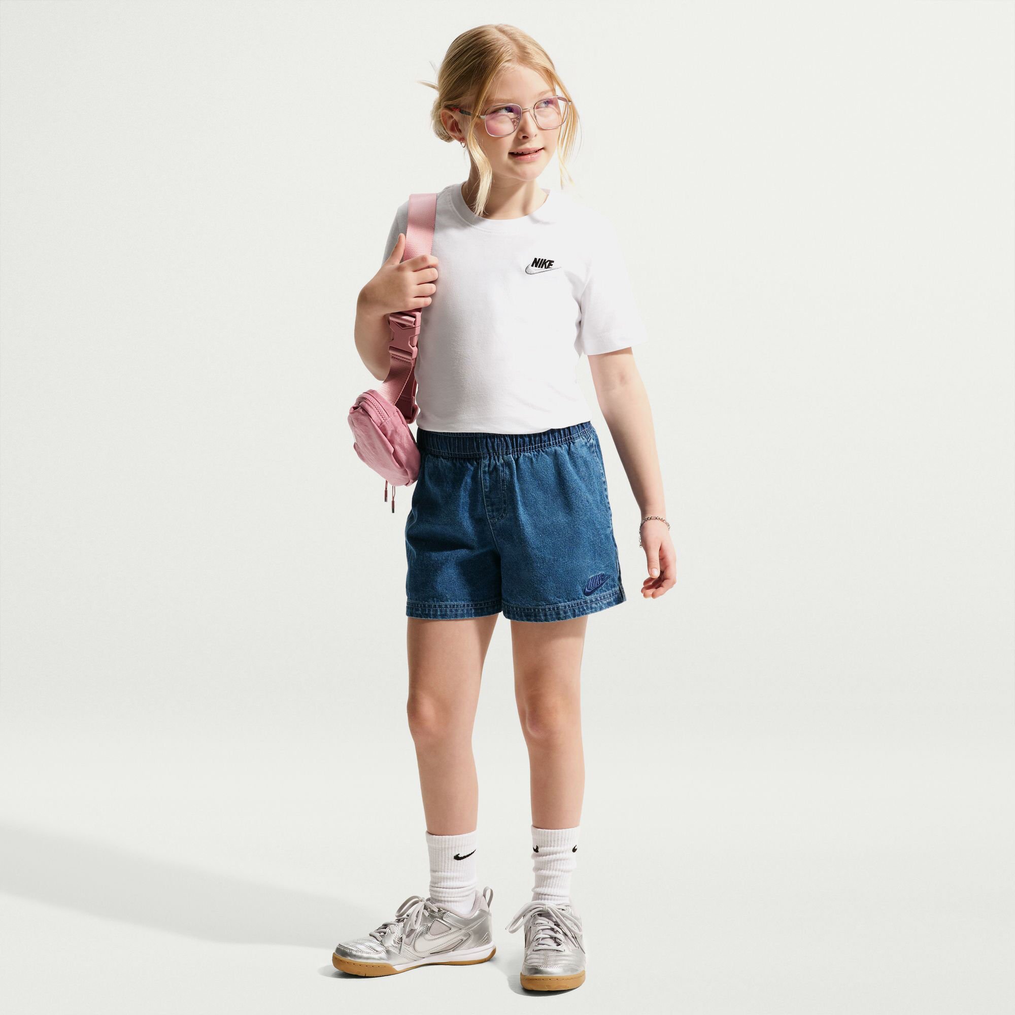 نايكي سبورتسوير image number 0