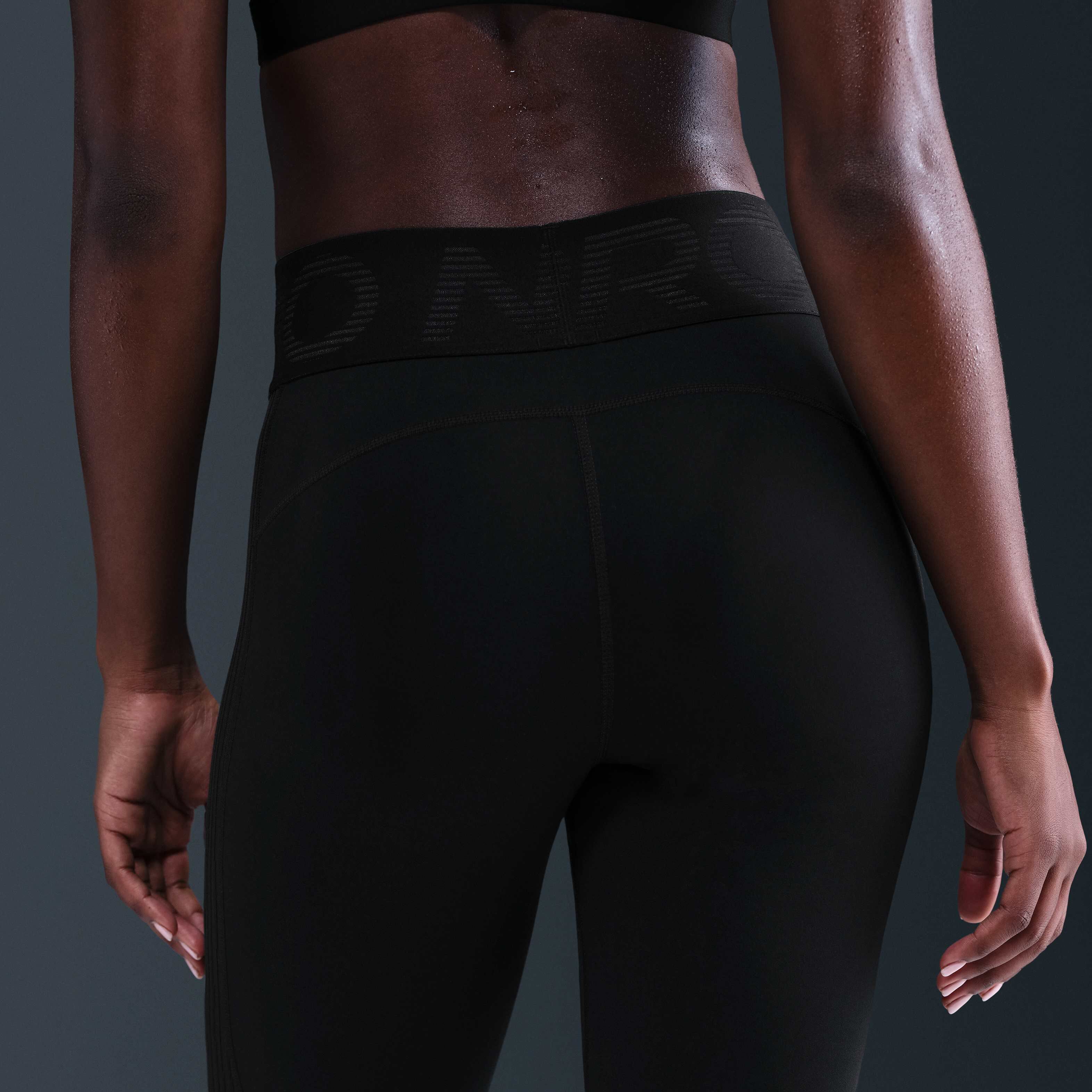 Nike Pro image number 2