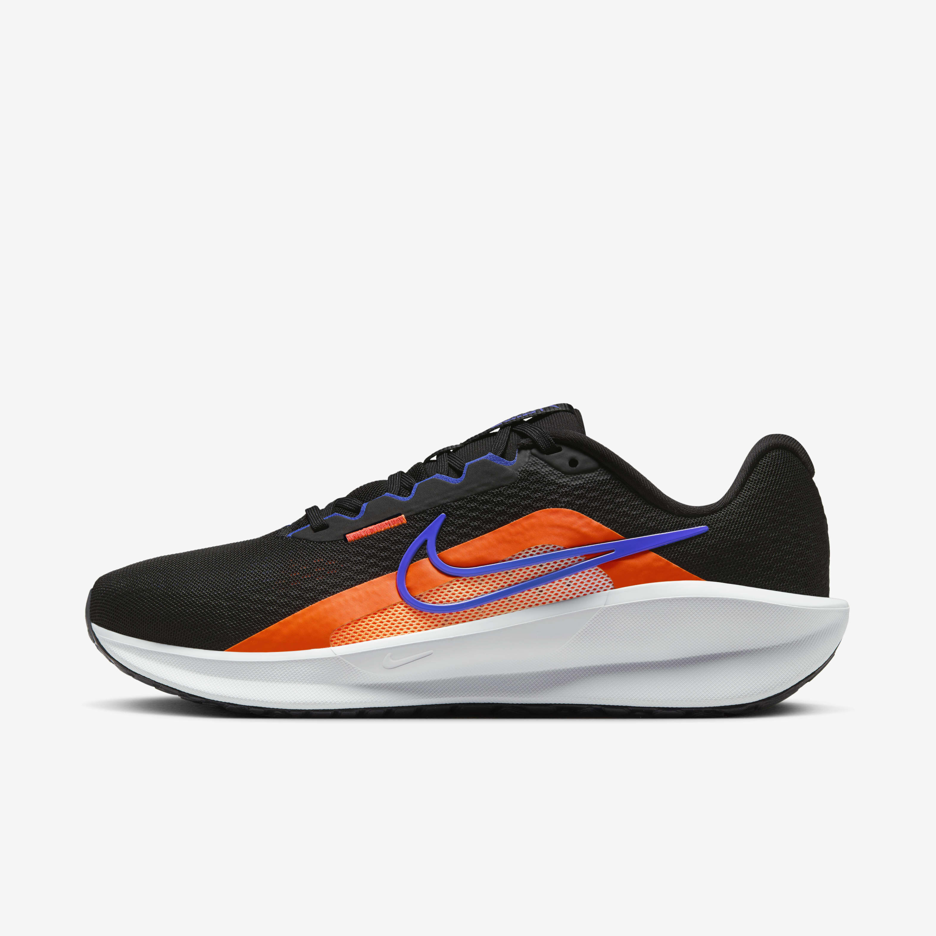 Nike shoes qatar sale clearance