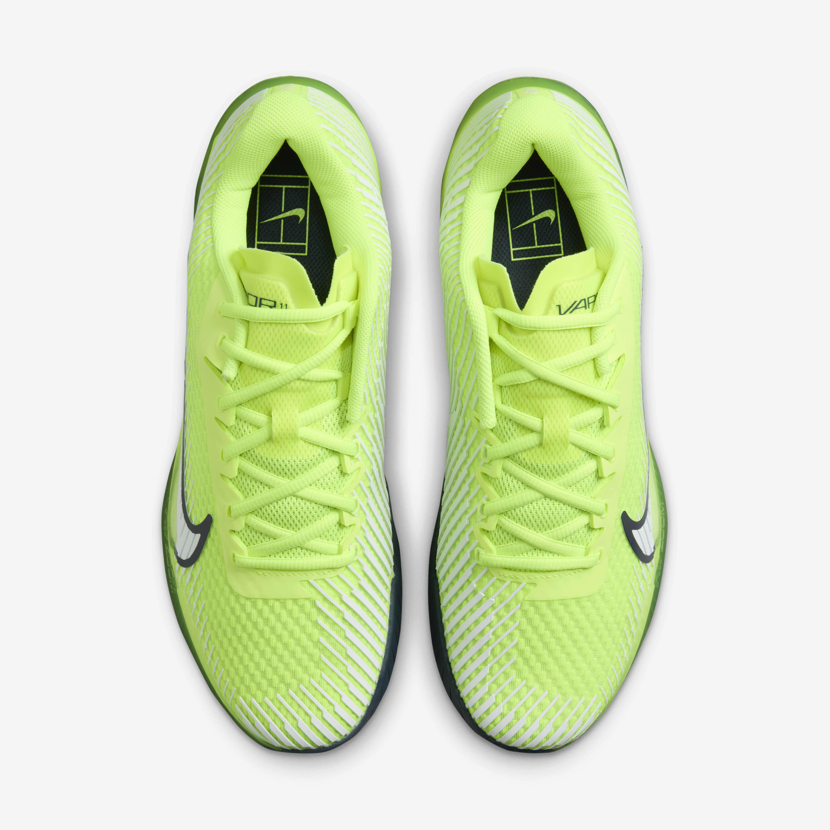 Nike tennis shoes green clearance
