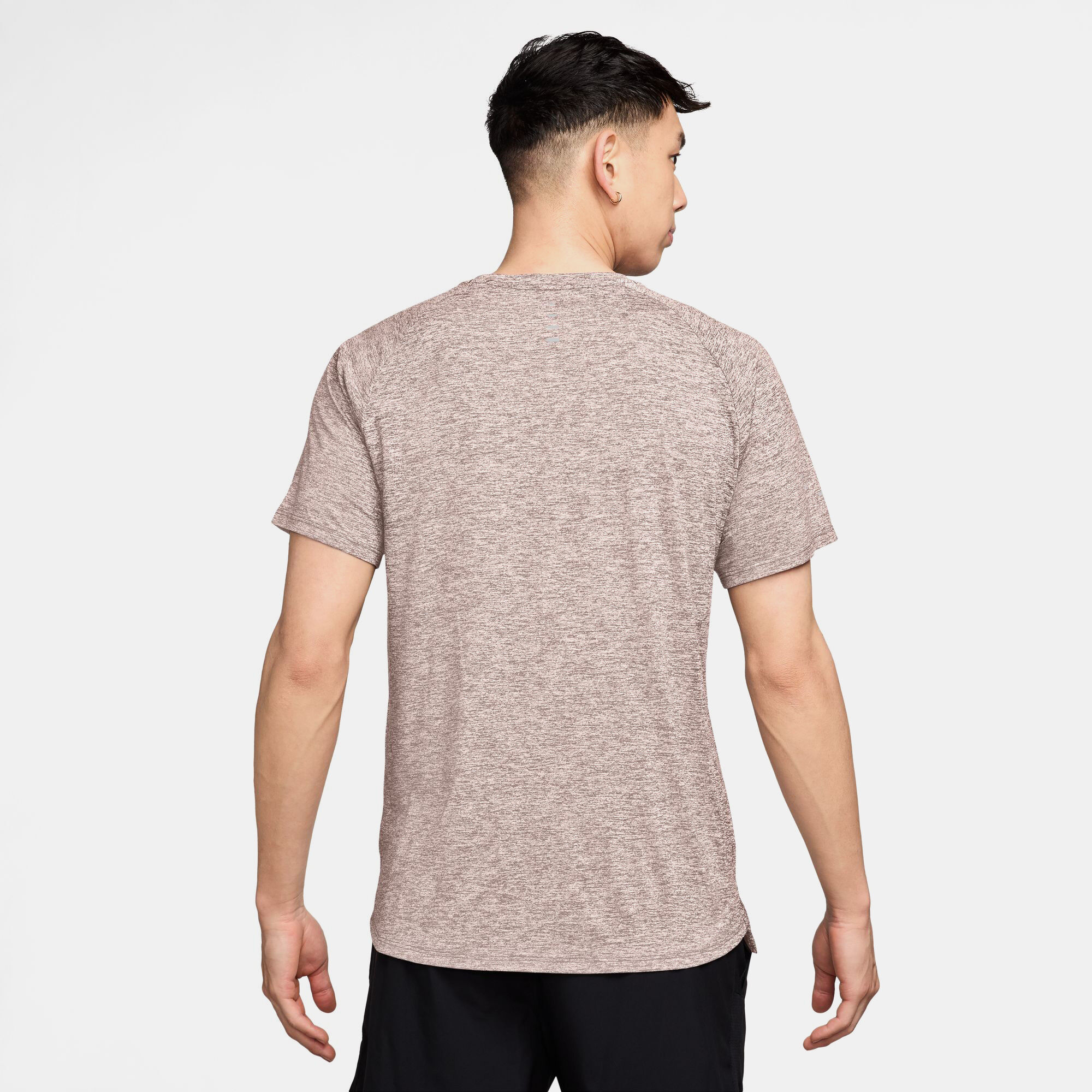 نايكي سترايد image number 1