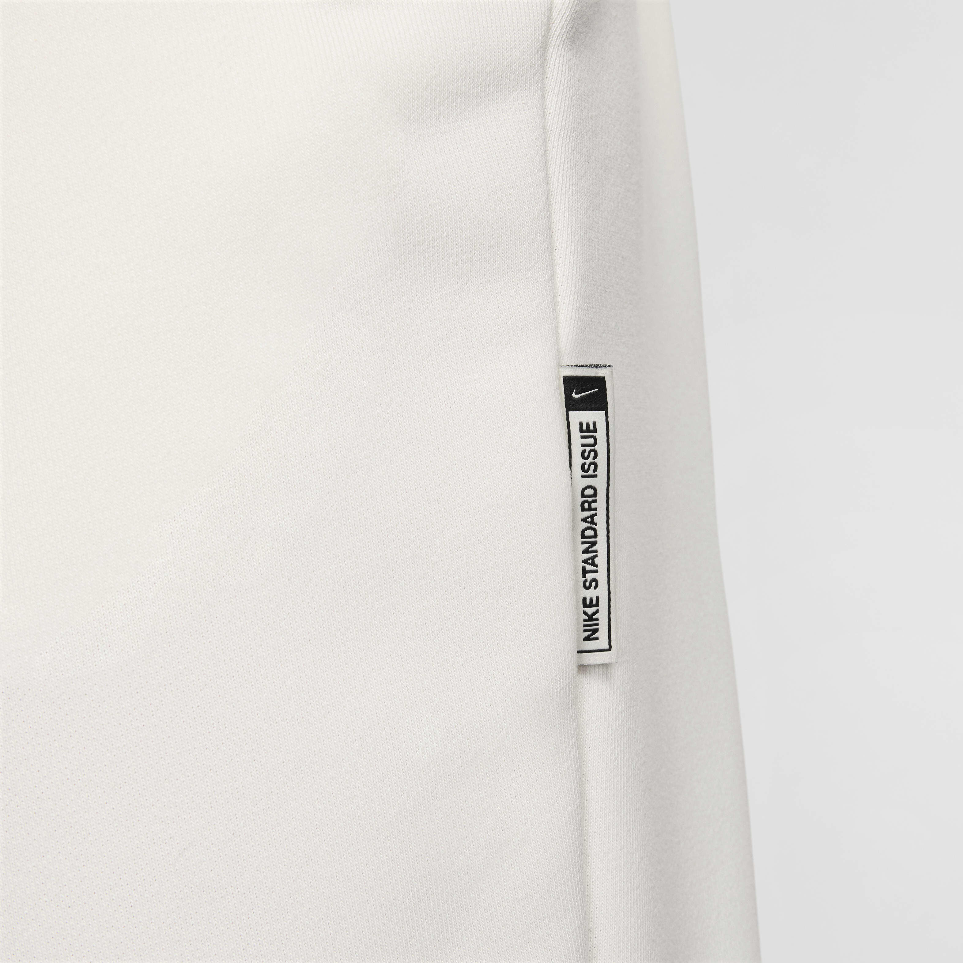 نايكي ستاندرد ايشيو image number 3