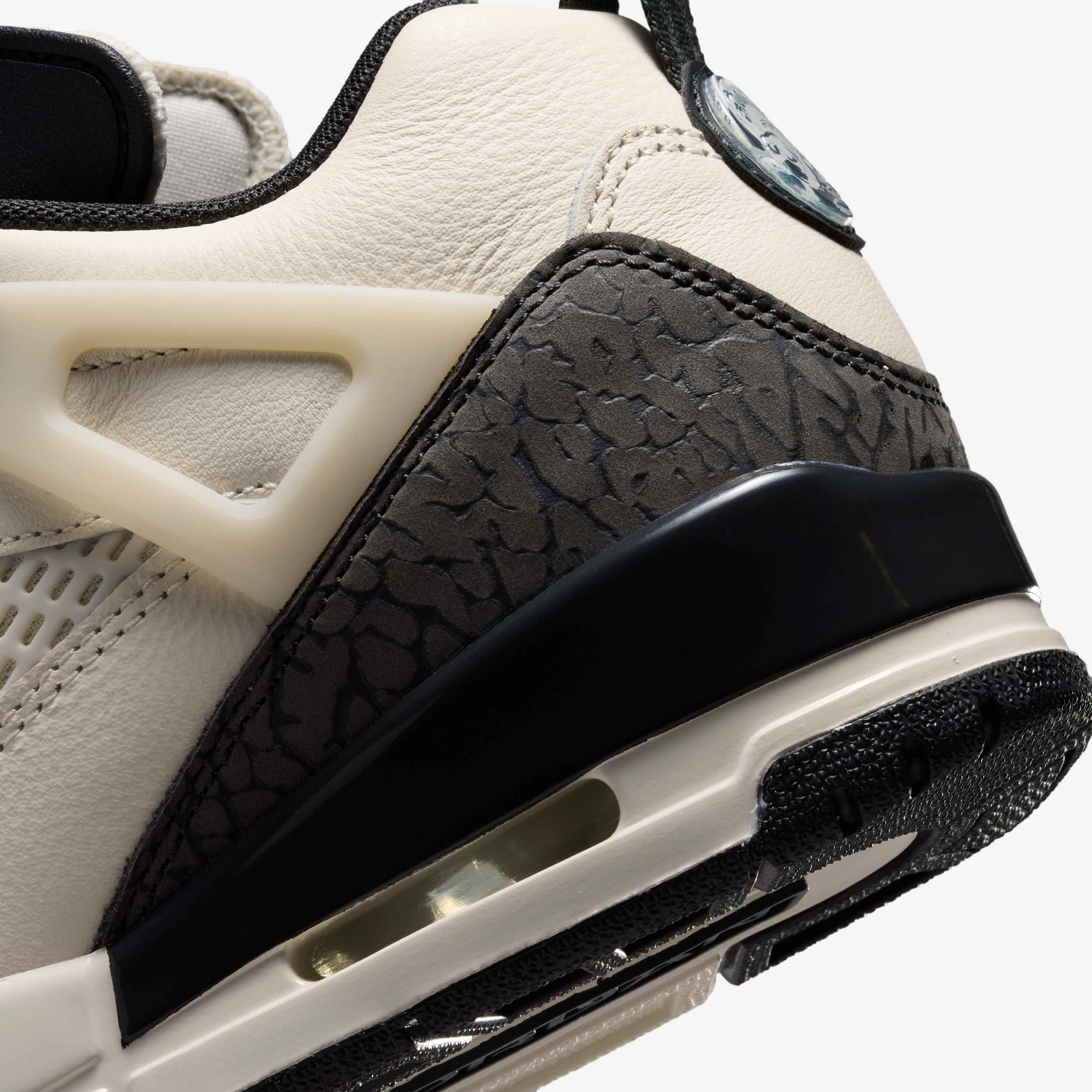 Jordan Spizike Low image number 7