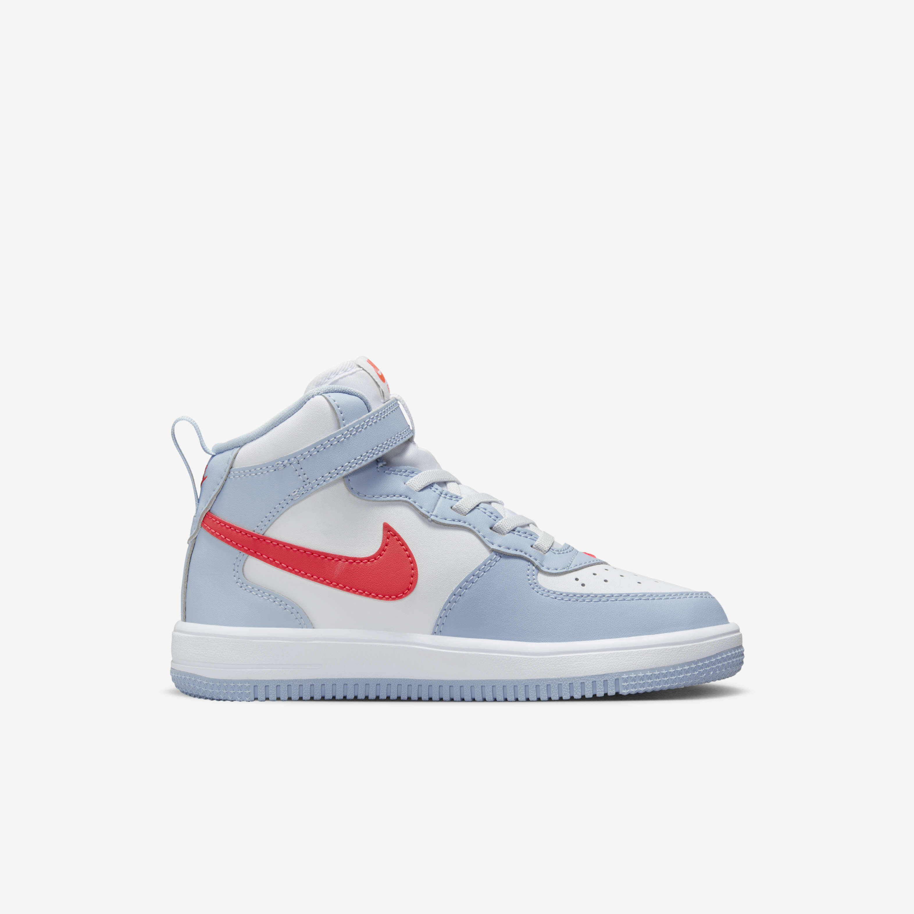 Nike Force 1 Mid EasyOn image number 2
