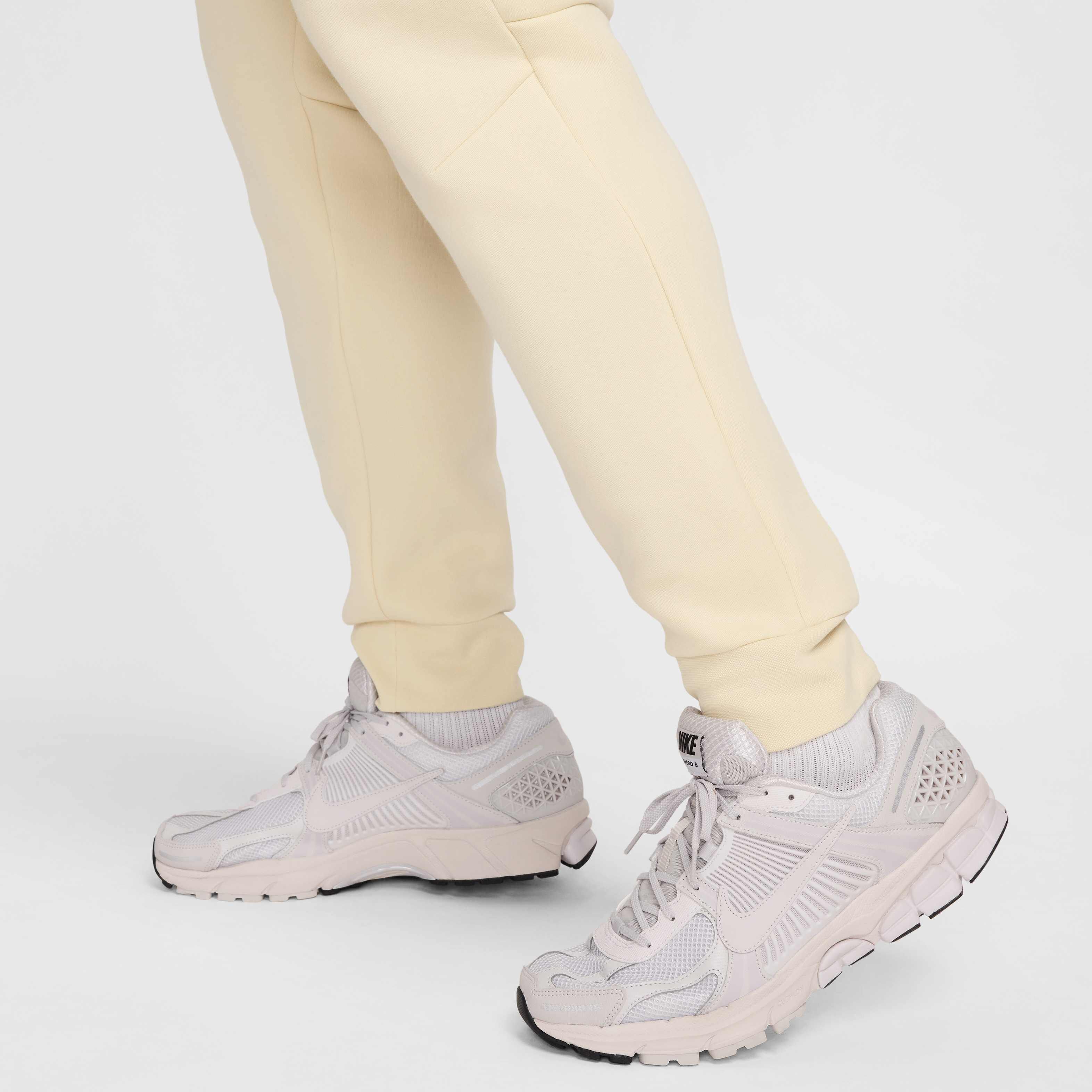 نايكي تك image number 16