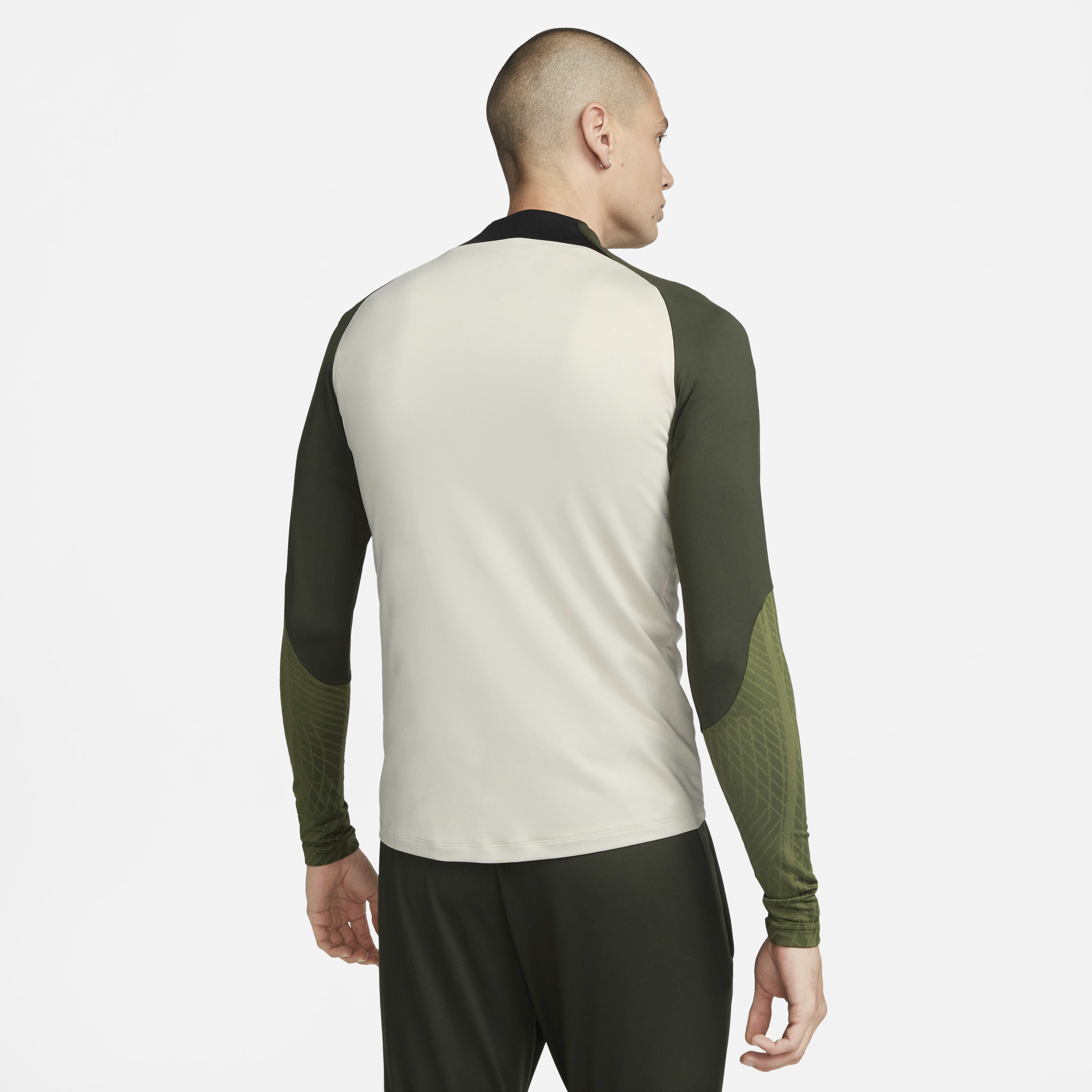 F.C. Barcelona Strike image number 1