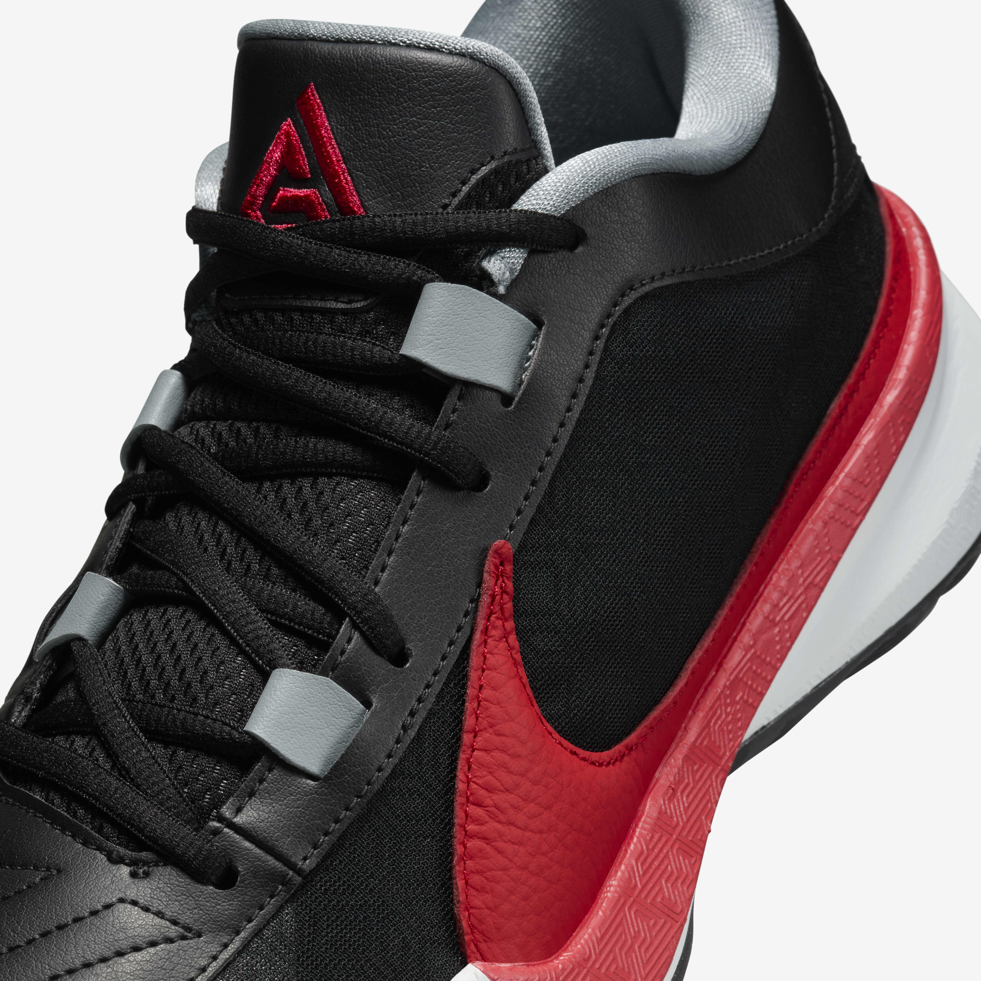 Men's air mavin low basketball shoe top