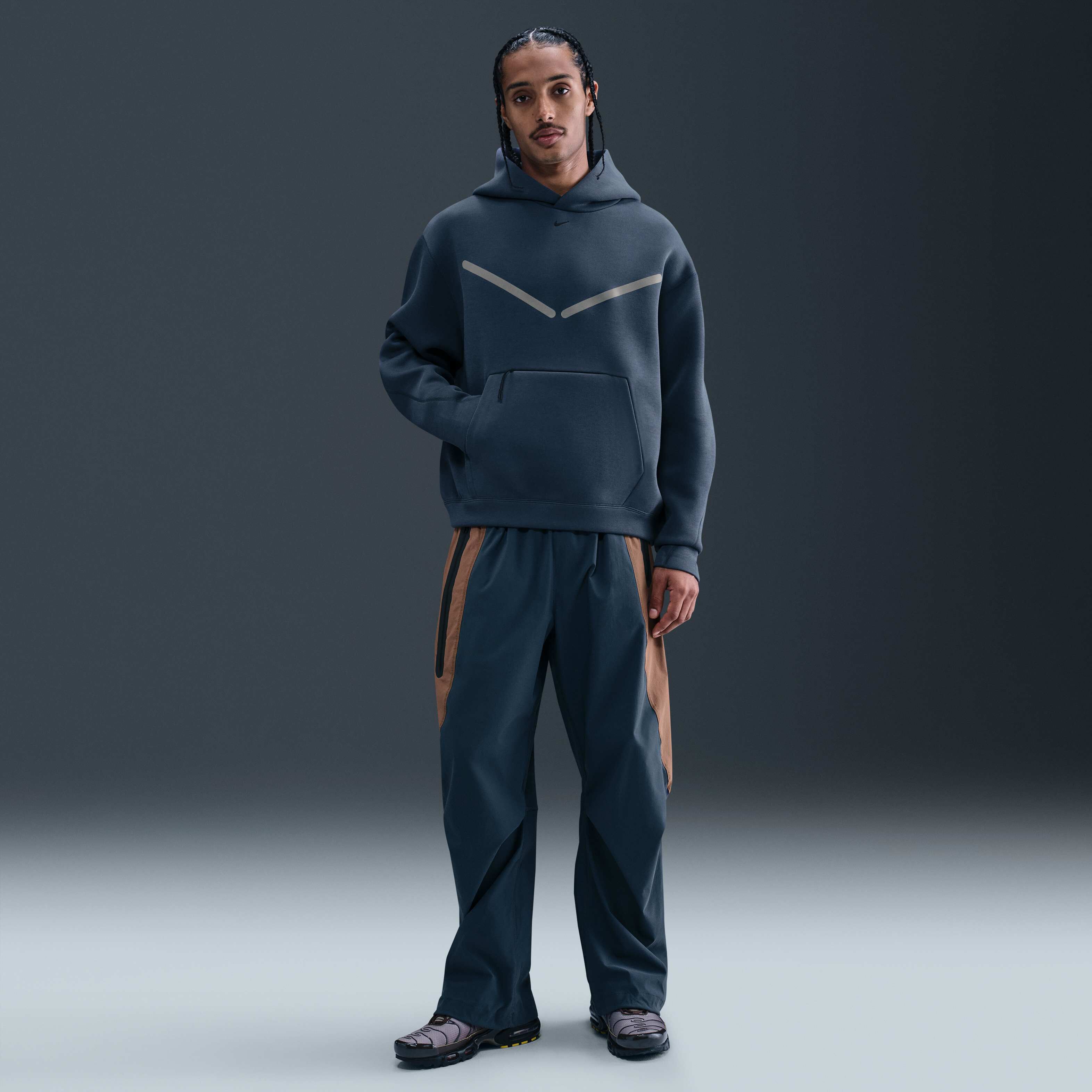 Nike Tech image number 3