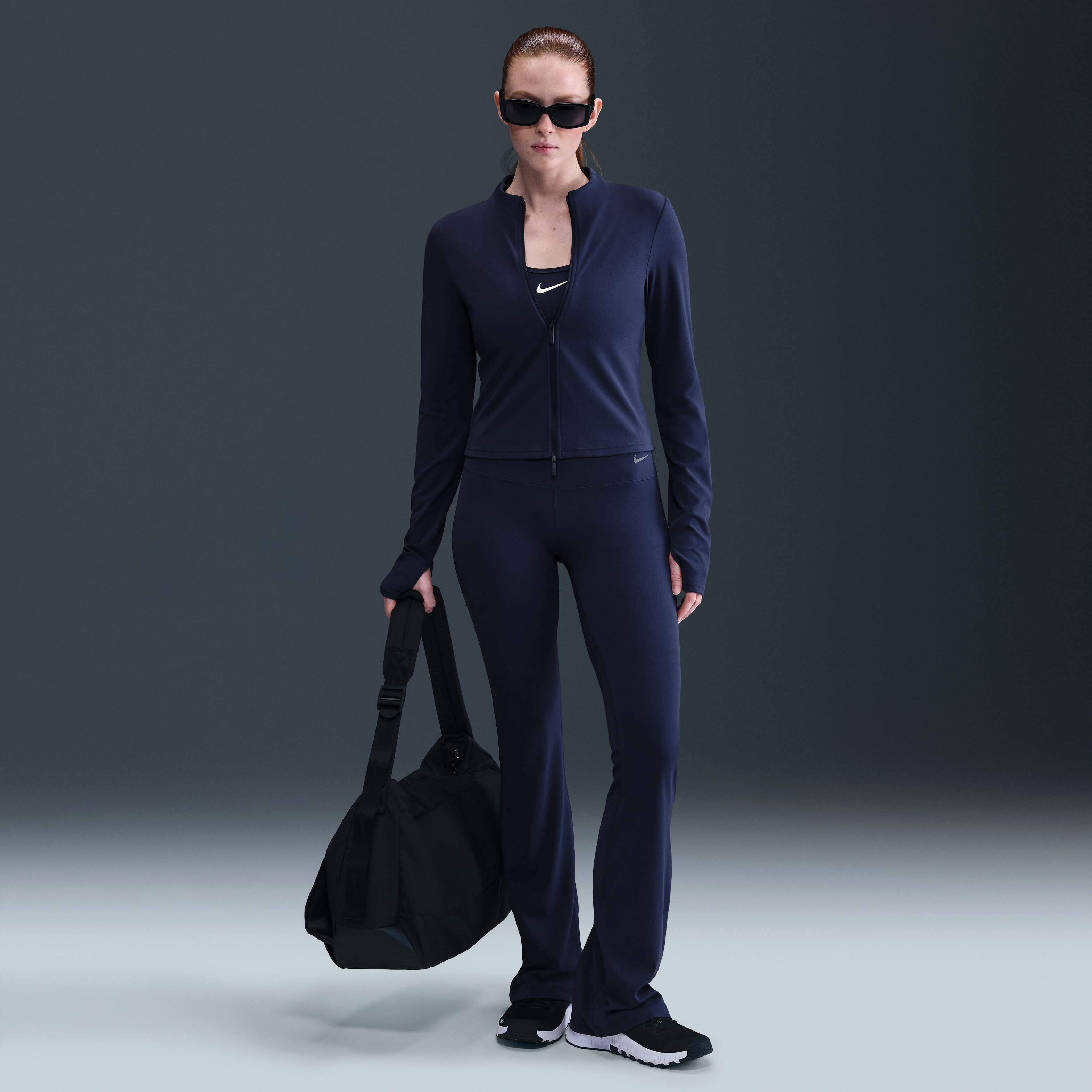 Nike Zenvy image number 3