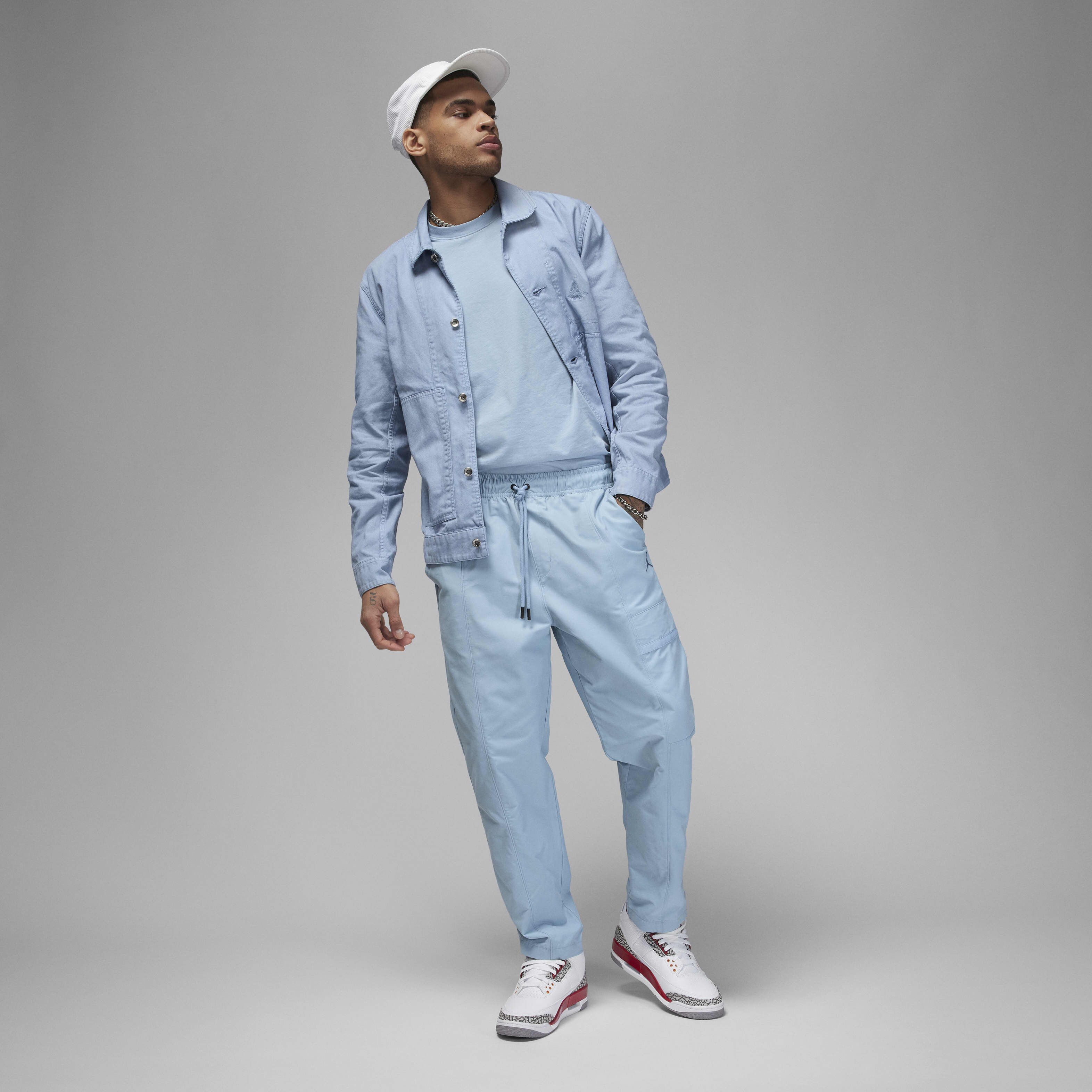 Jordan Essentials image number 5