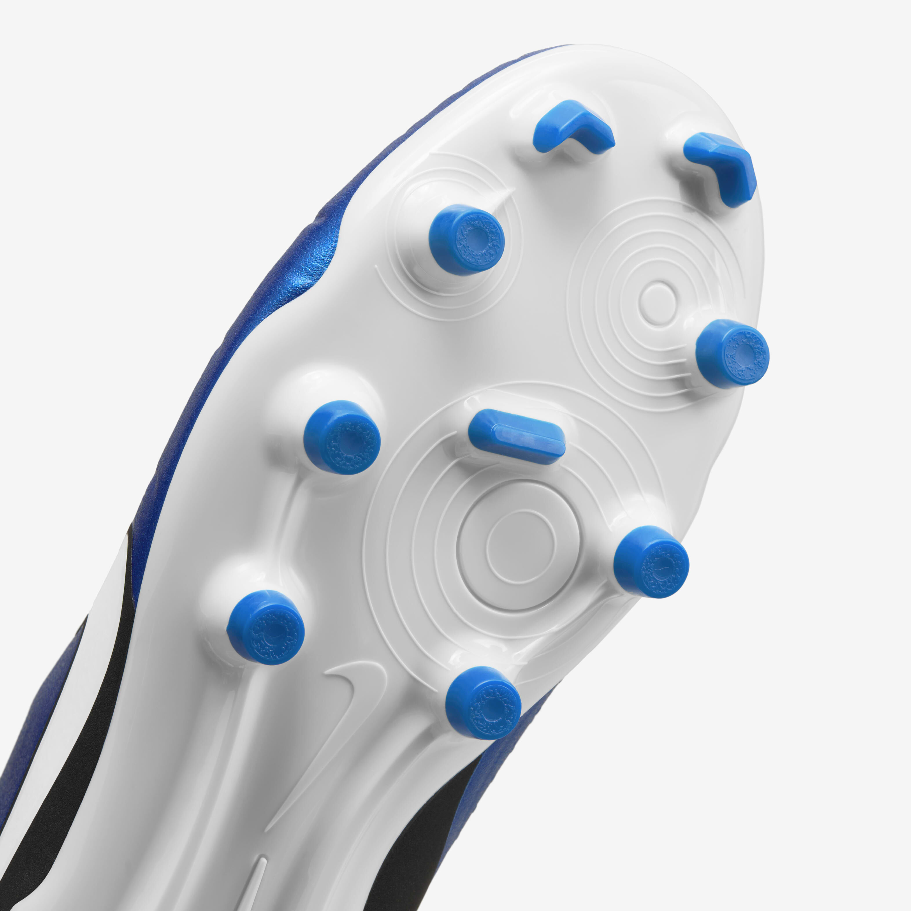 Nike Jr. Tiempo Legend 10 Academy image number 6