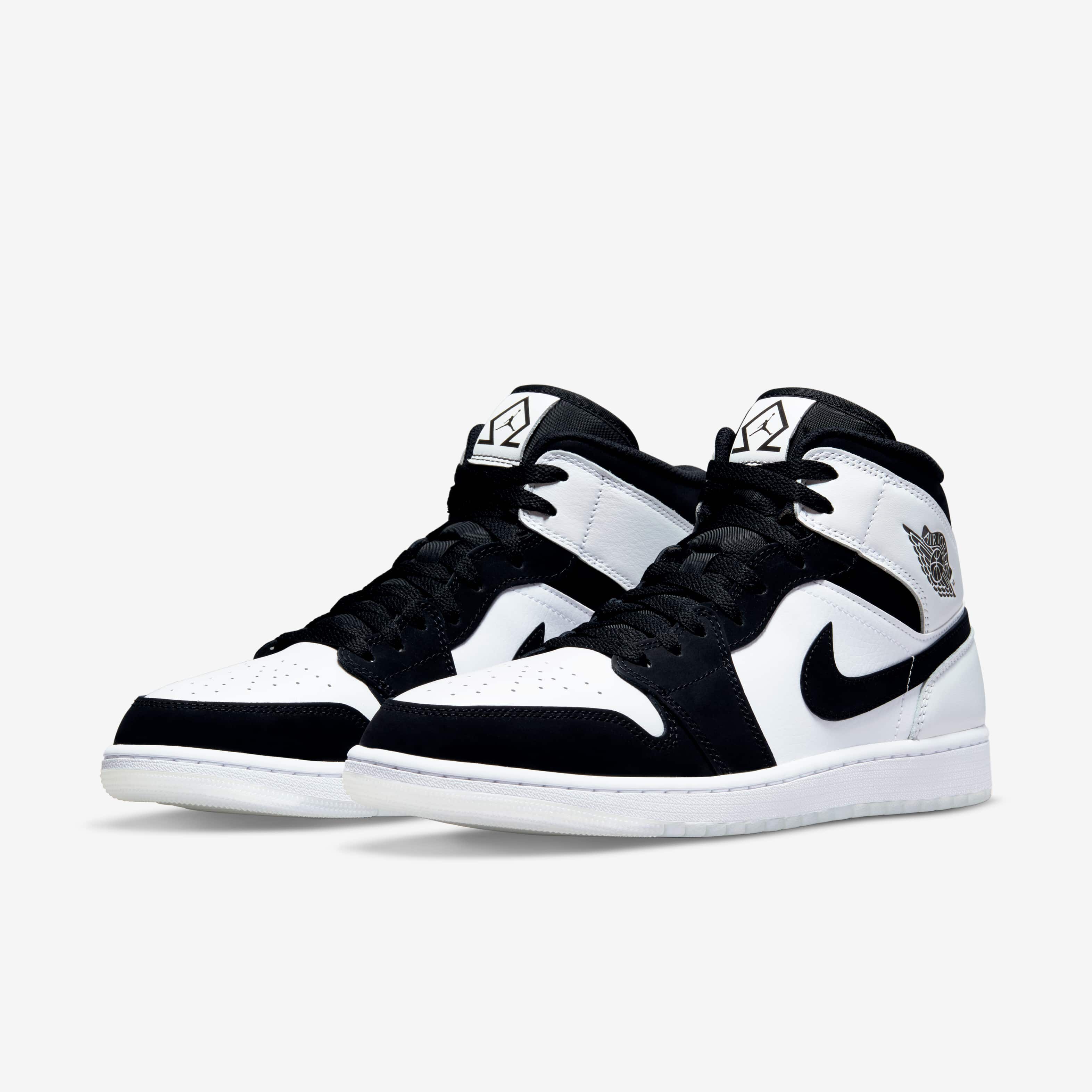 Air Jordan 1 Mid SE image number 4