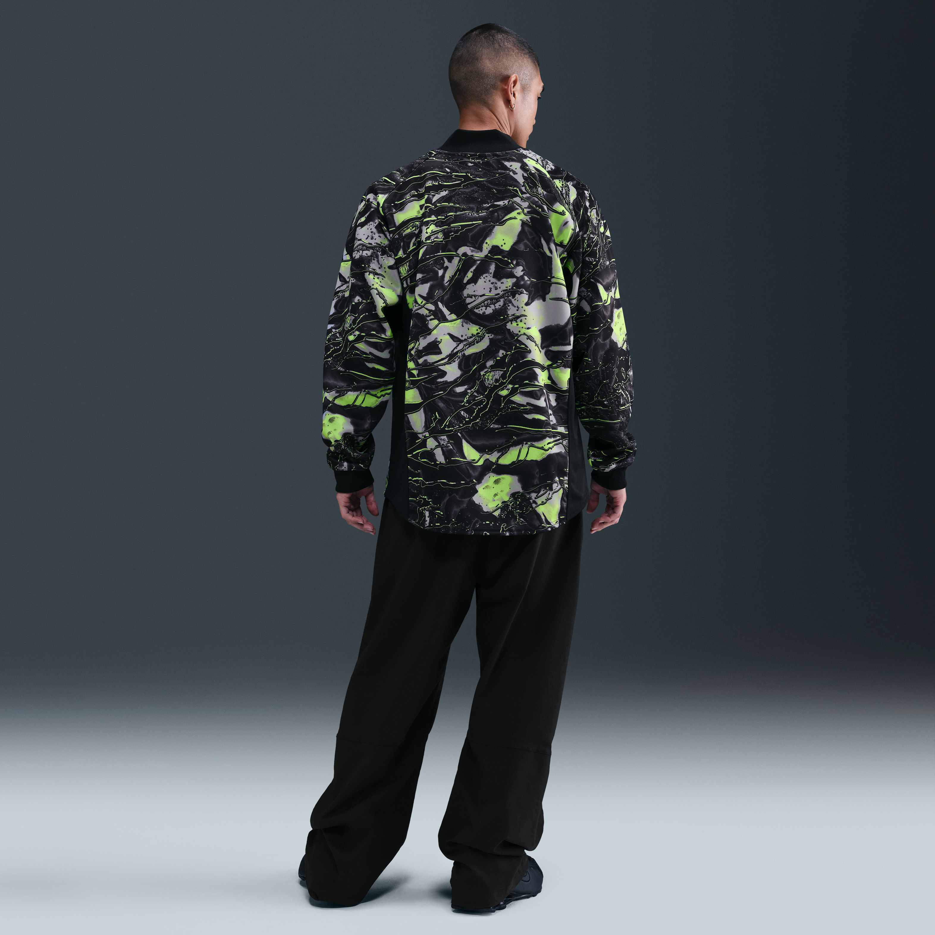 حارس المرمى الأصلي لمنتخب كوريا image number 4