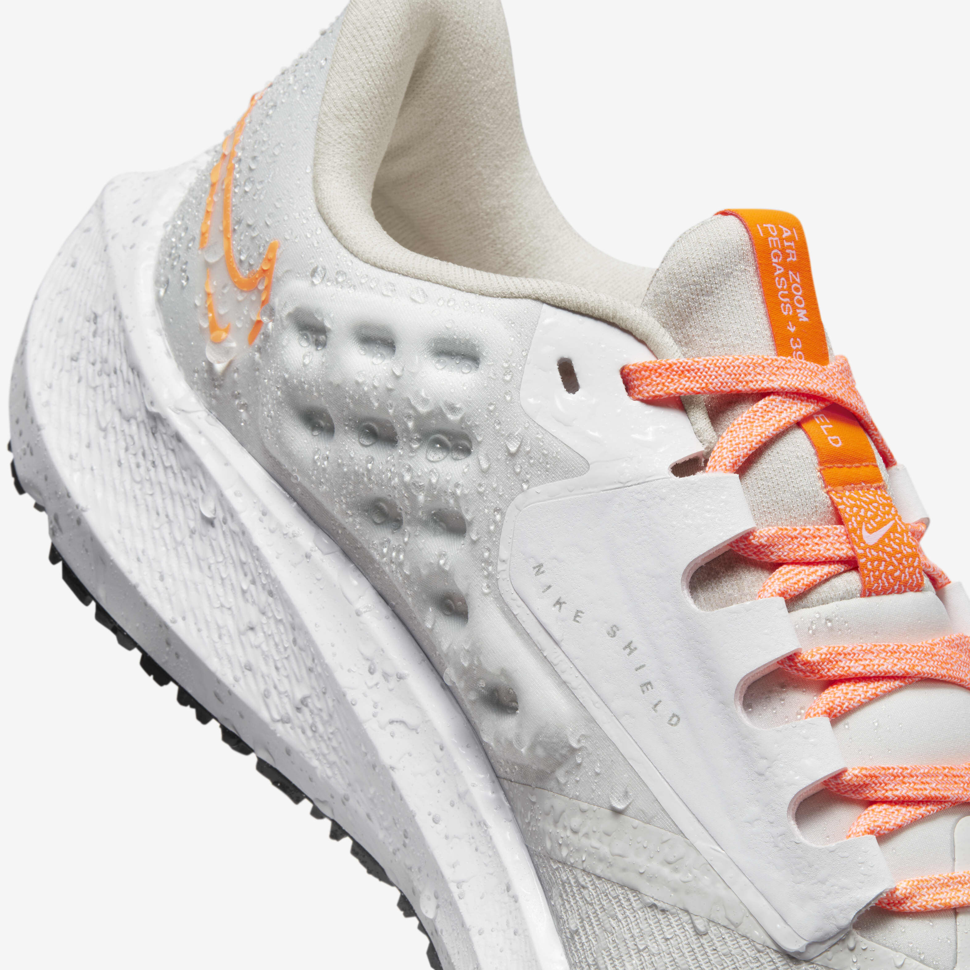 اير زووم بيجاسوس 39 شيلد image number 9