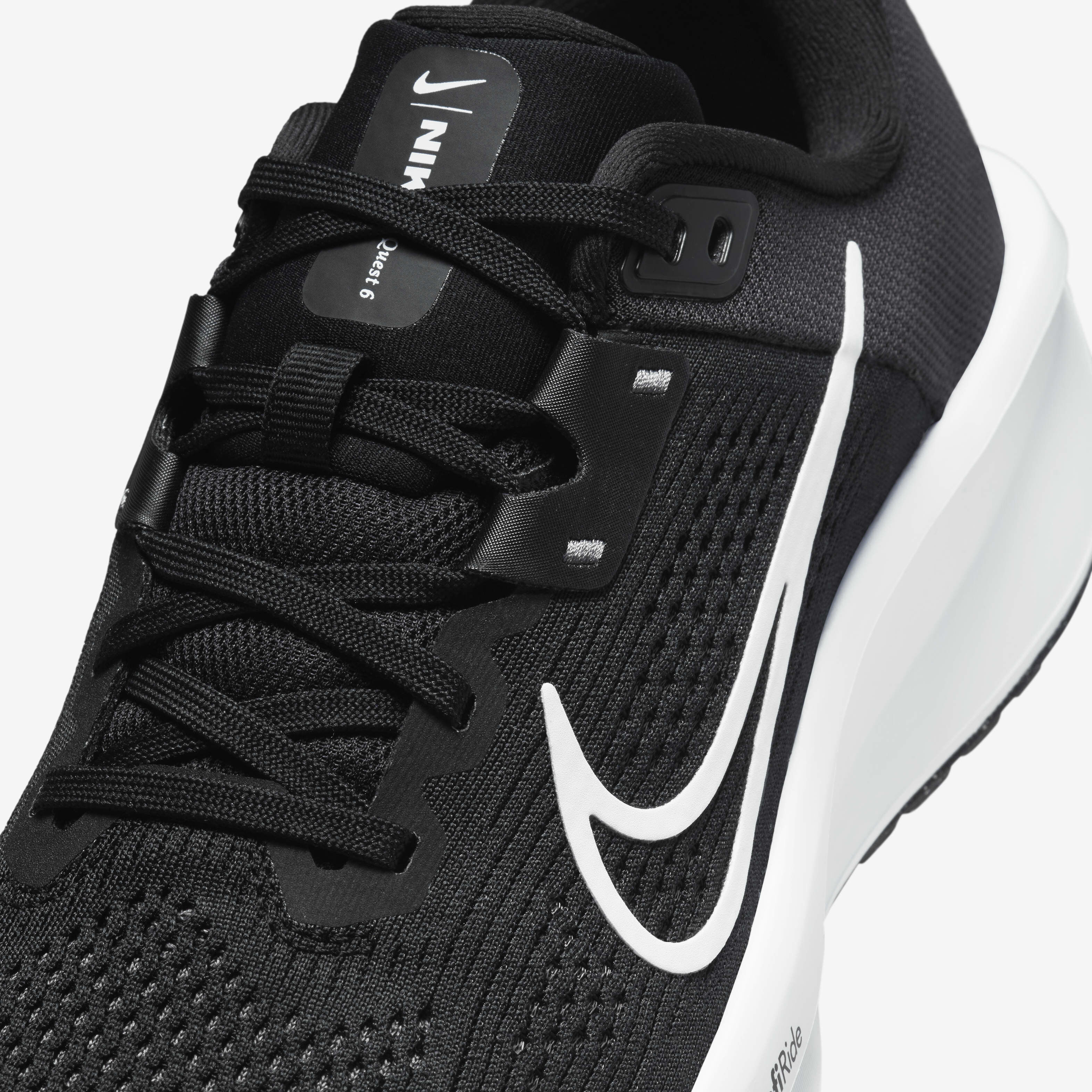 Nike oficial quest clearance