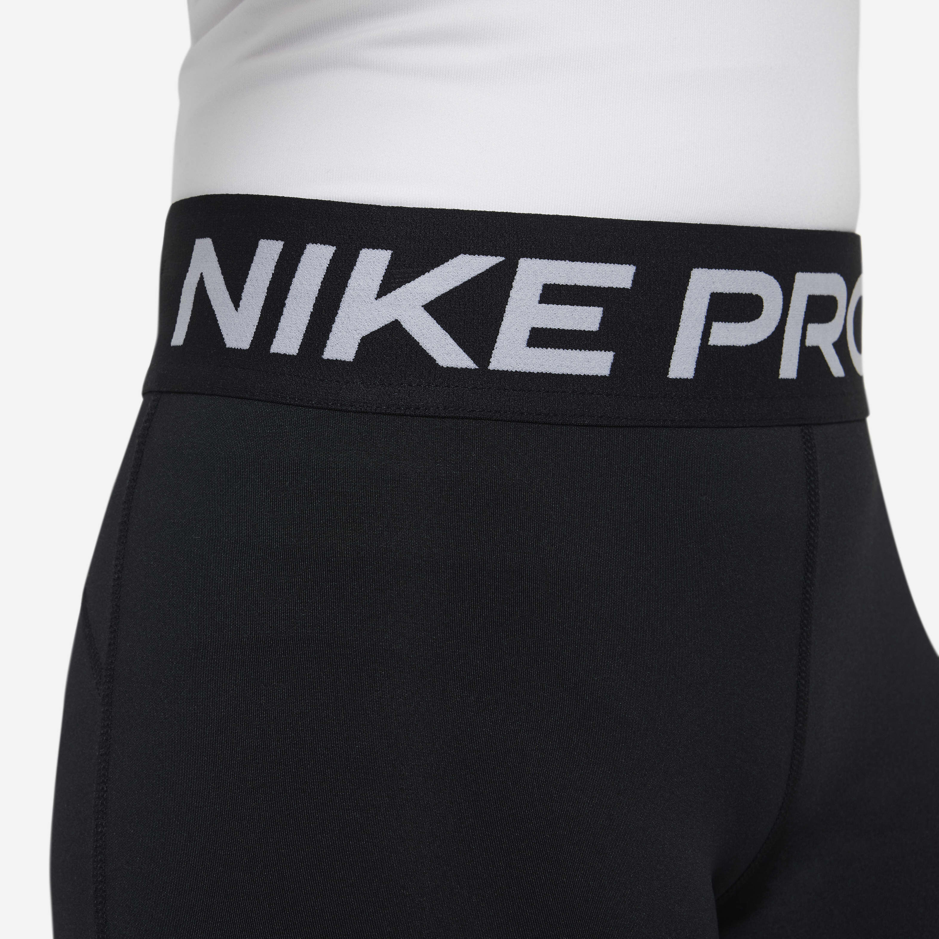 Nike Pro image number 4