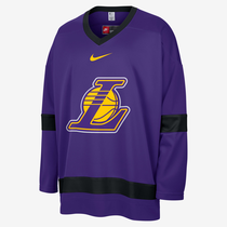 لوس انجلوس ليكرز كورت سايد