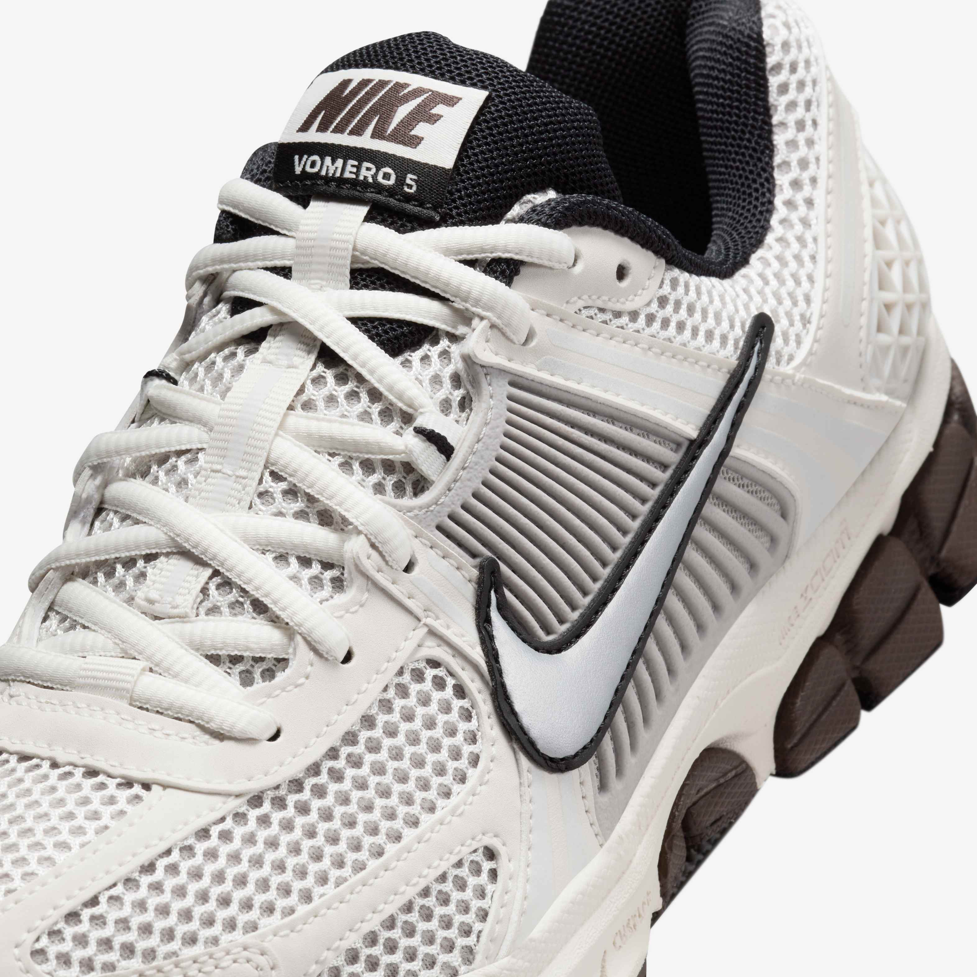 Nike Zoom Vomero 5 image number 7