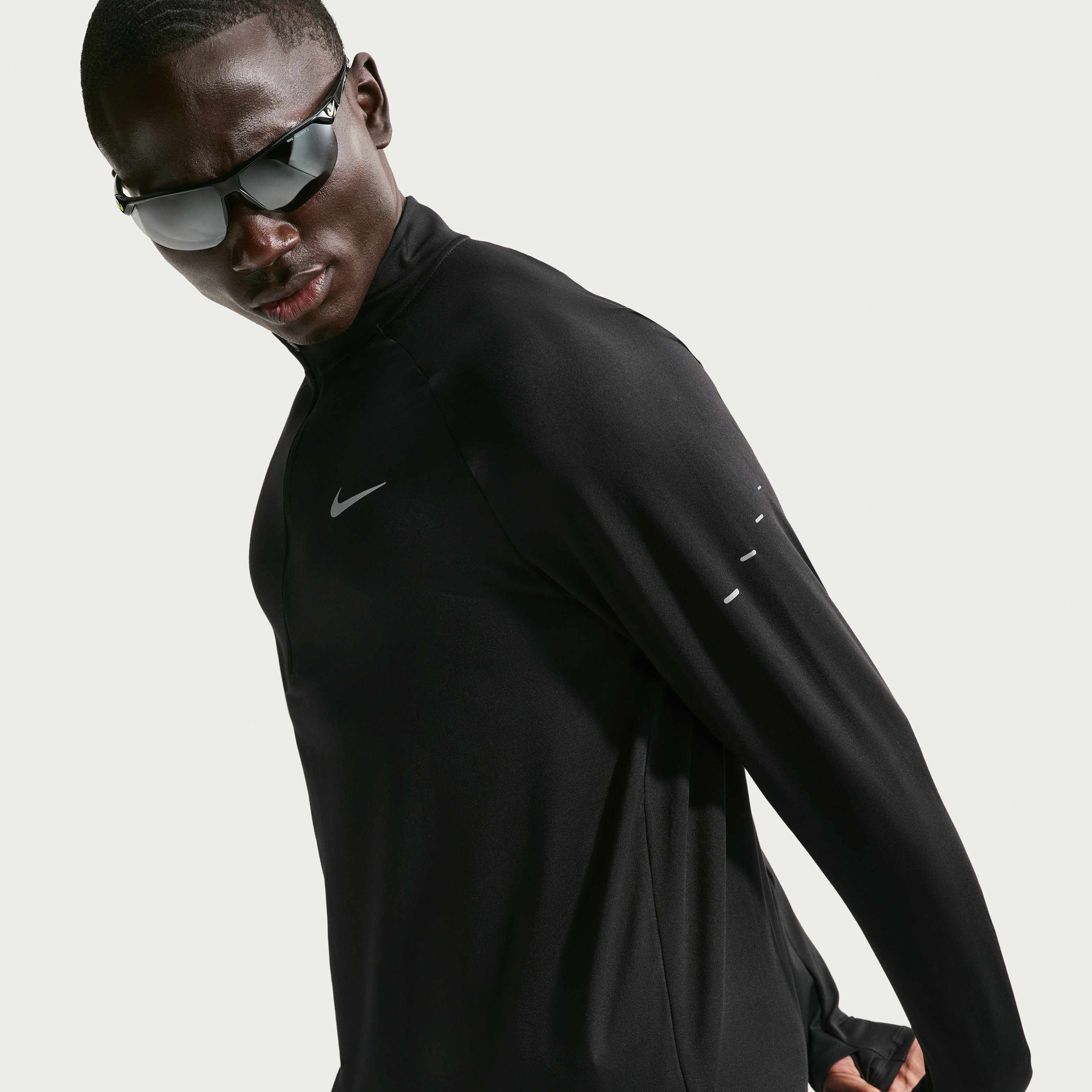 Nike Stride image number 2