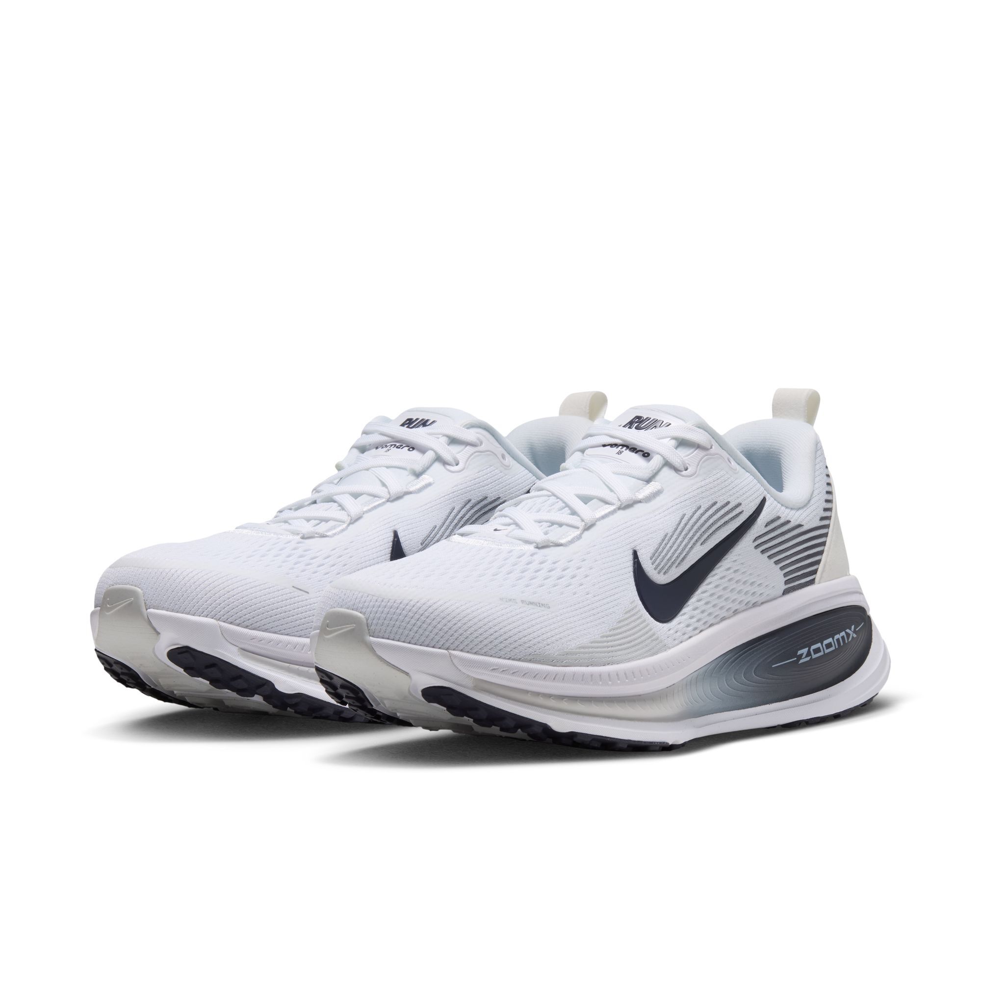 Nike Vomero 18 image number 2