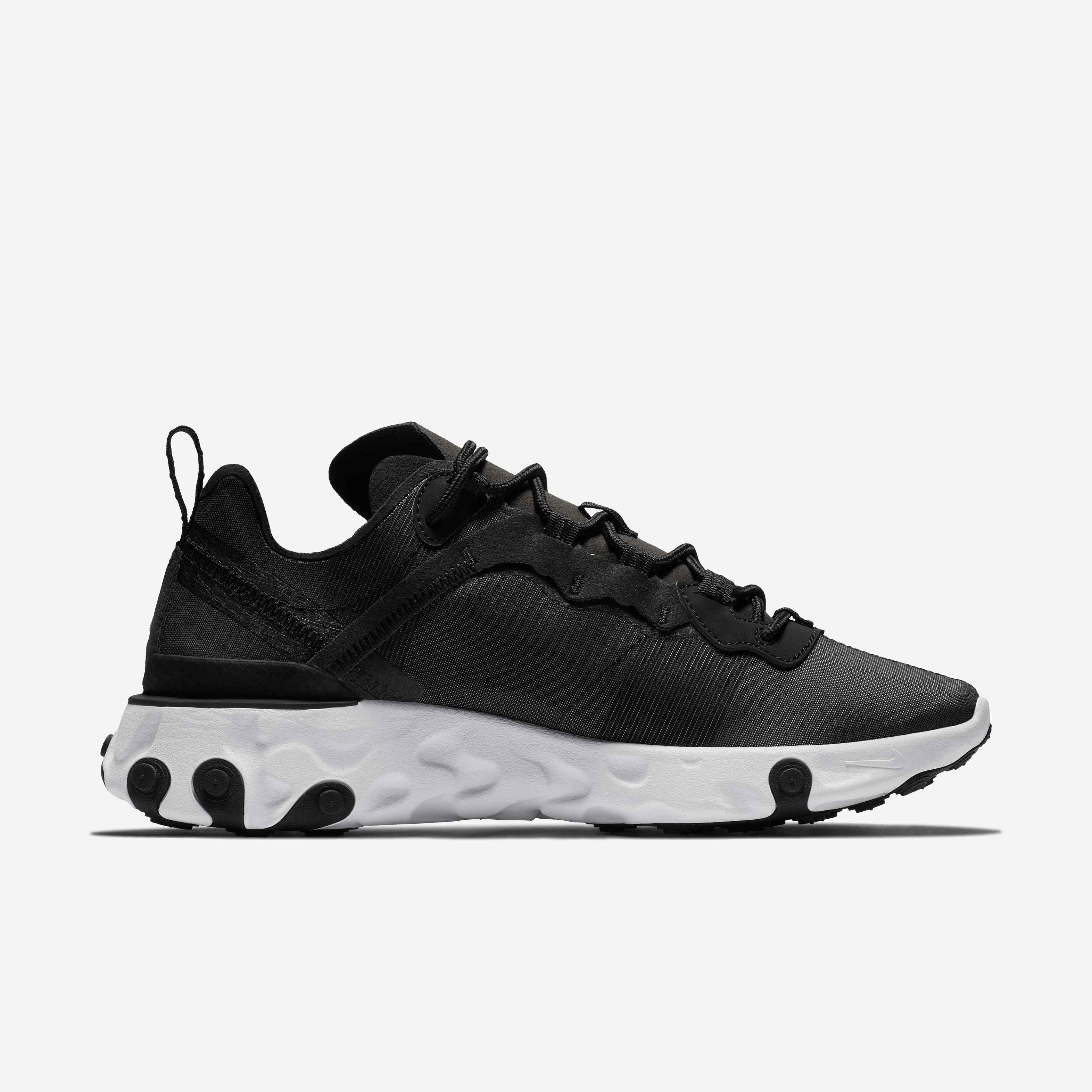 nike element react black and white