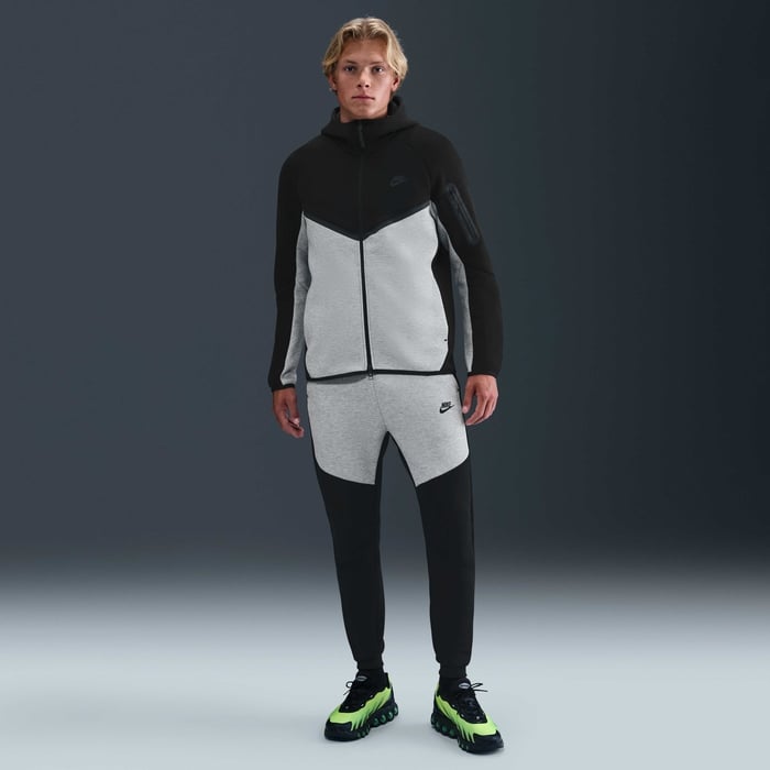 Nike Tech image number 0 Nike Tech image number 0