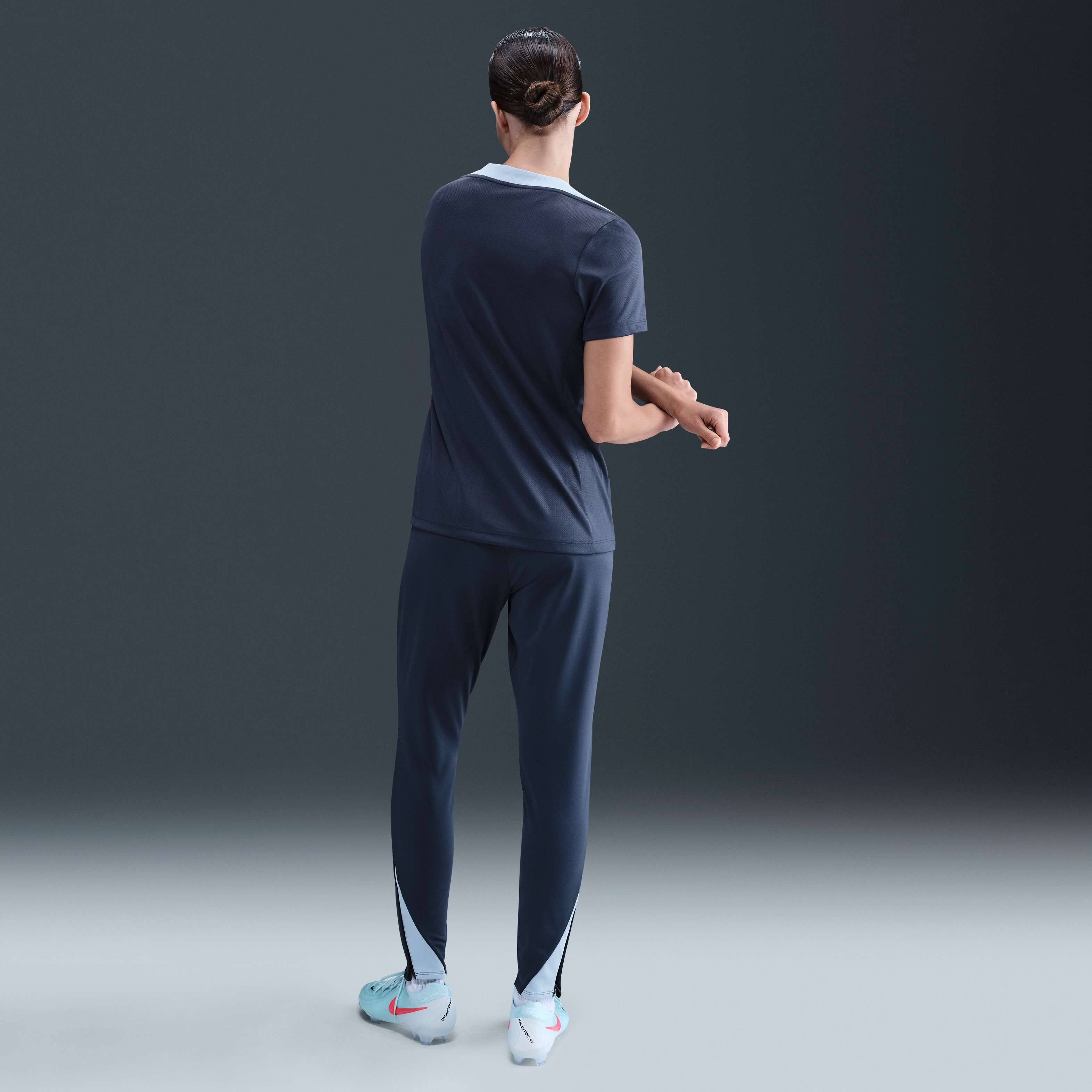 نايكي سترايك image number 4