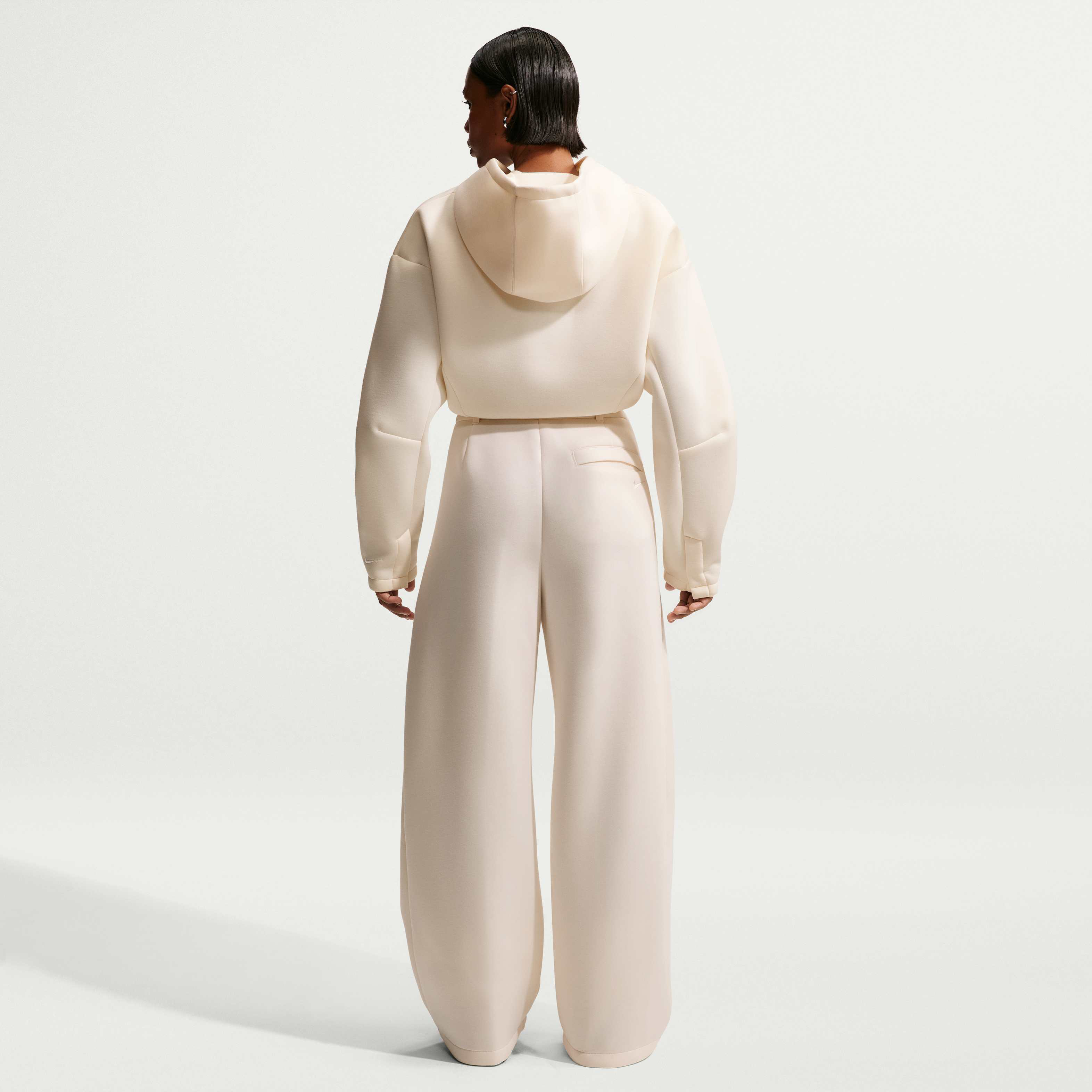 نايكي سبورتسوير image number 4