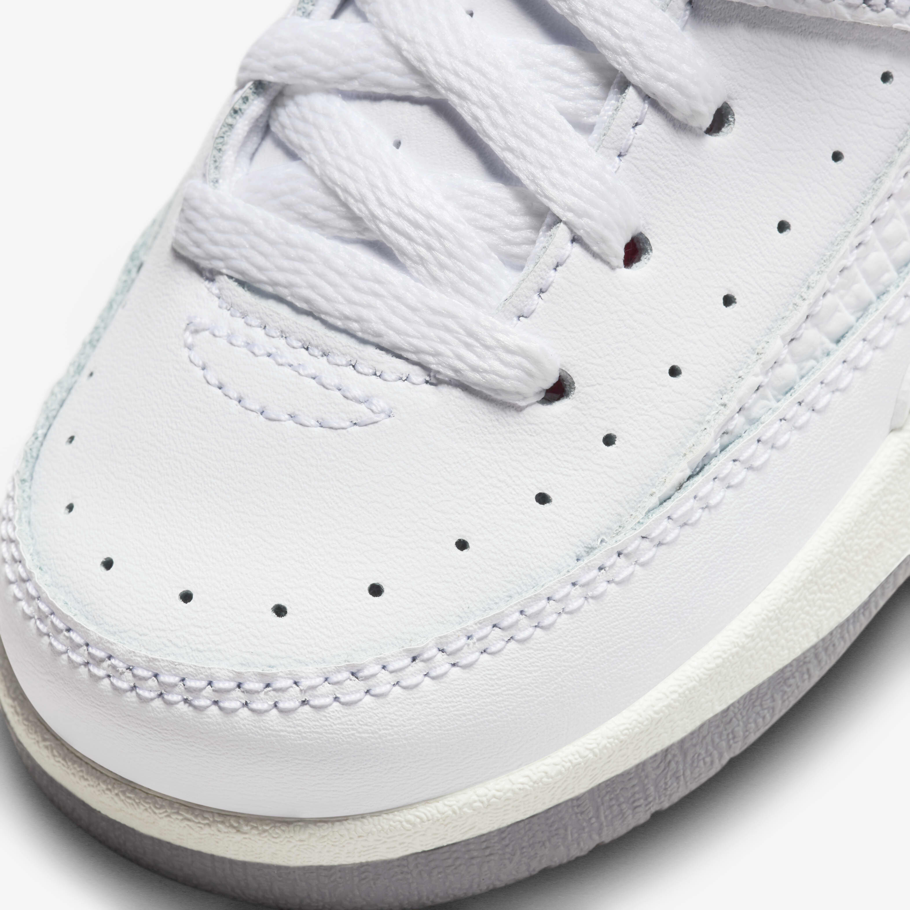 جوردن 2 ريترو image number 6