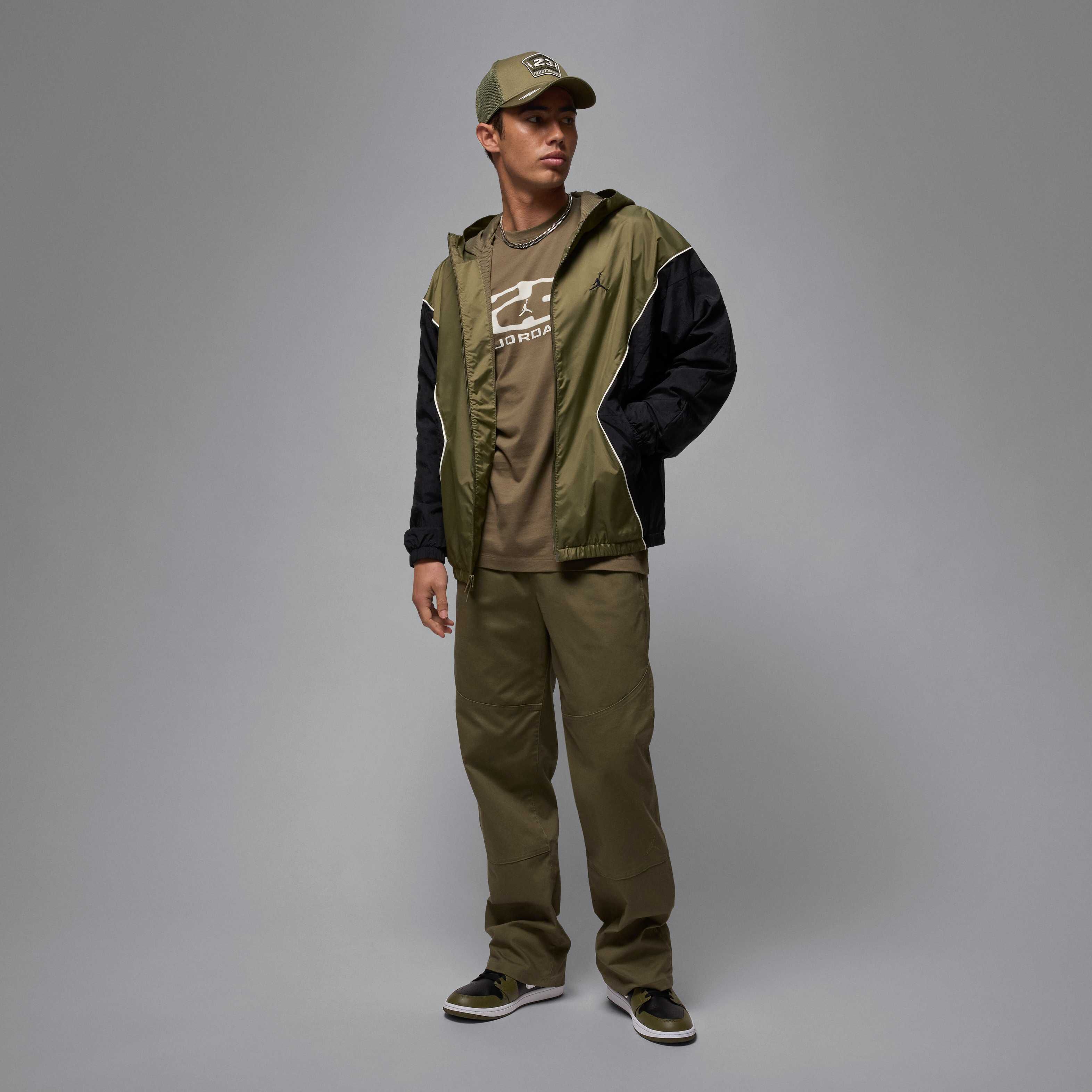 Jordan Essentials image number 6