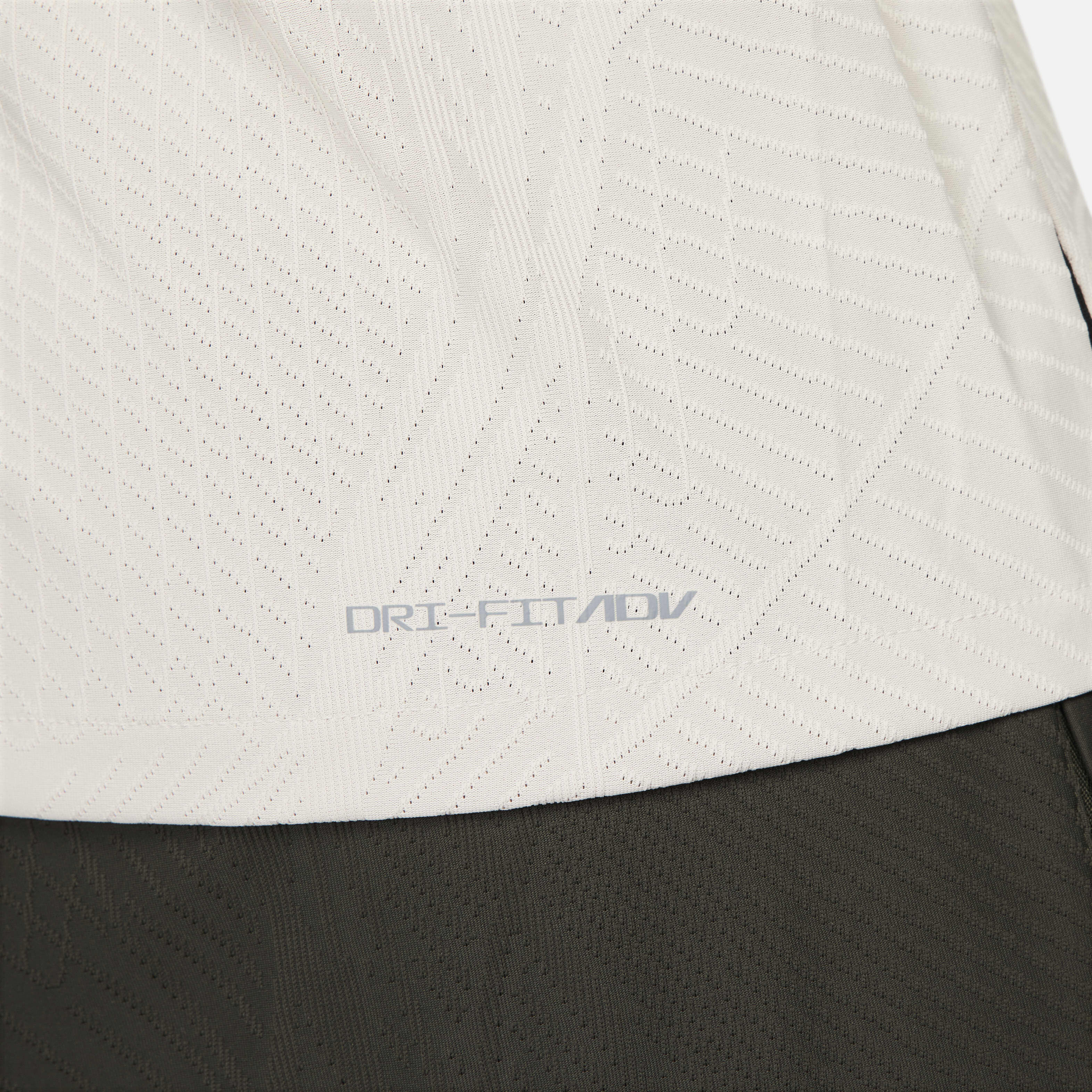 F.C. Barcelona Strike Elite image number 7