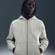 Nike Solo Swoosh
