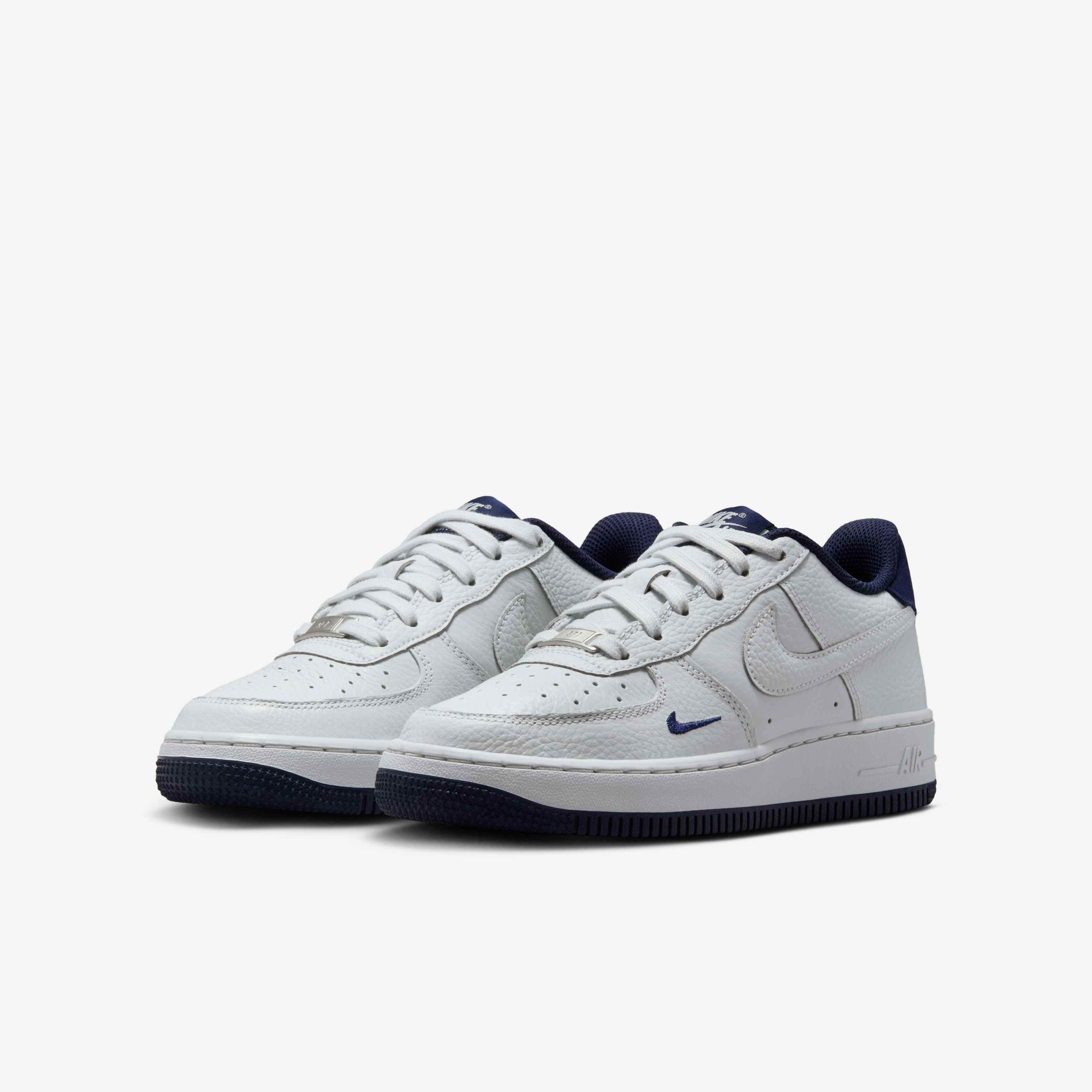 Nike Air Force 1 LV8 image number 4