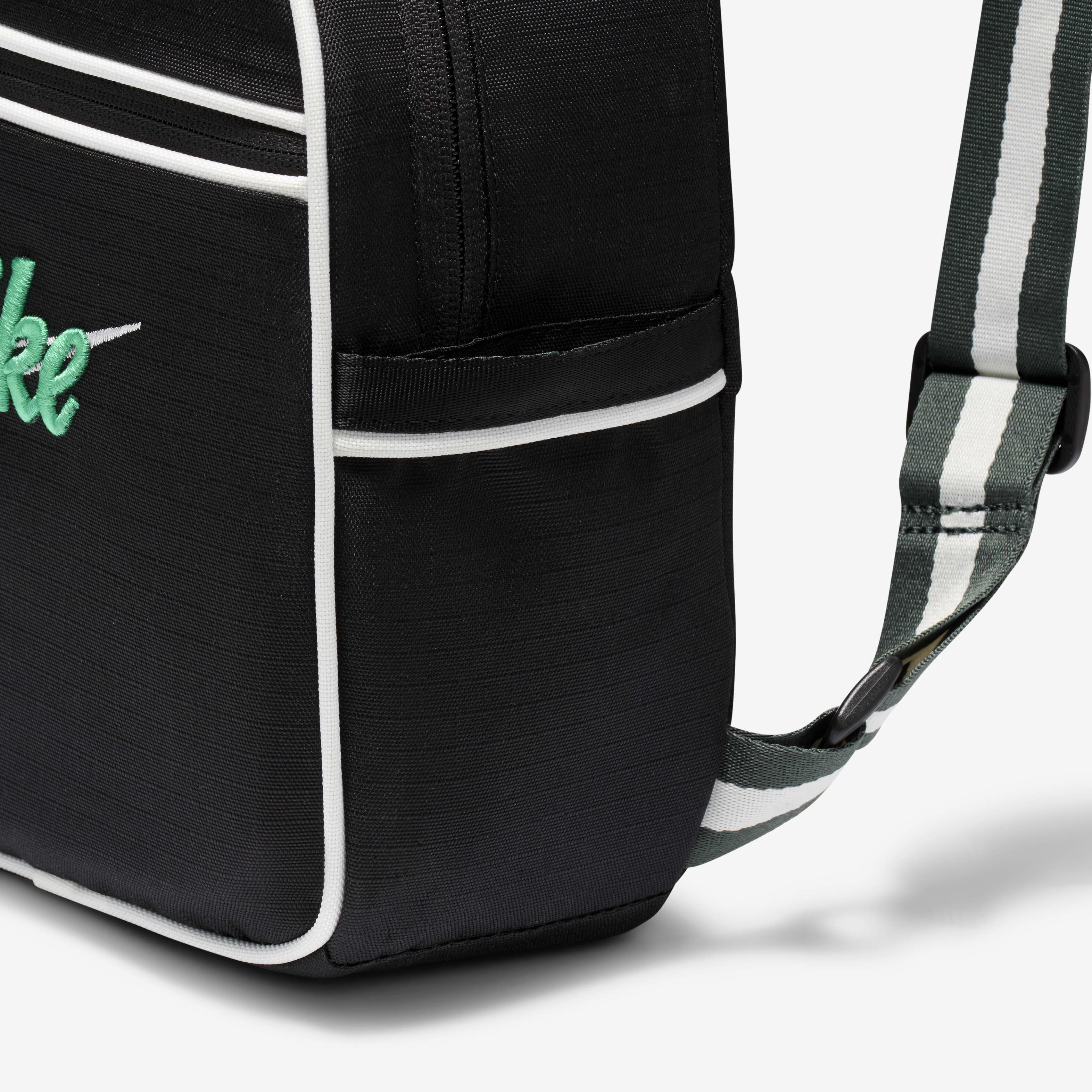 Nike Sportswear Futura 365 image number 6