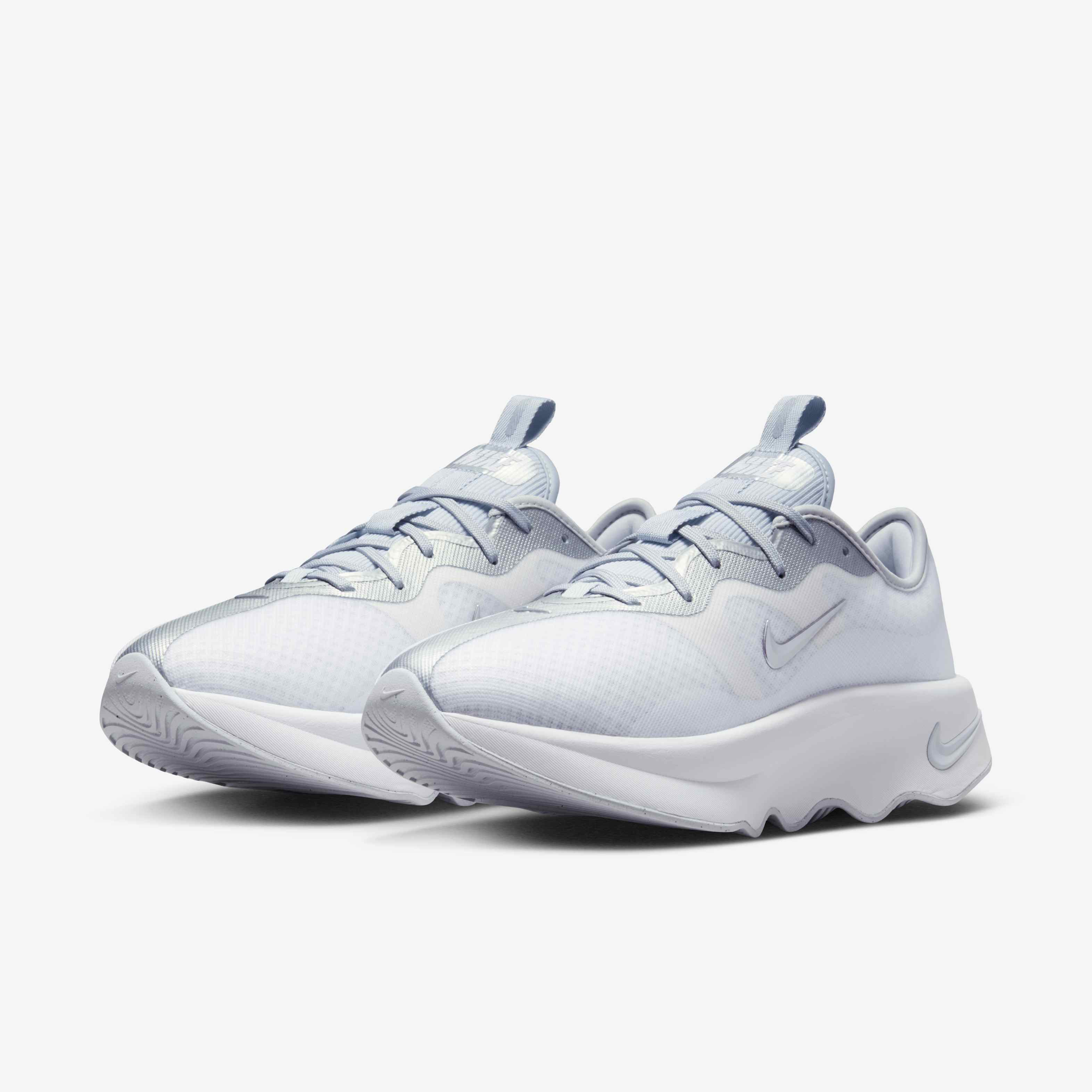 نايكي موتيفا 2 image number 4