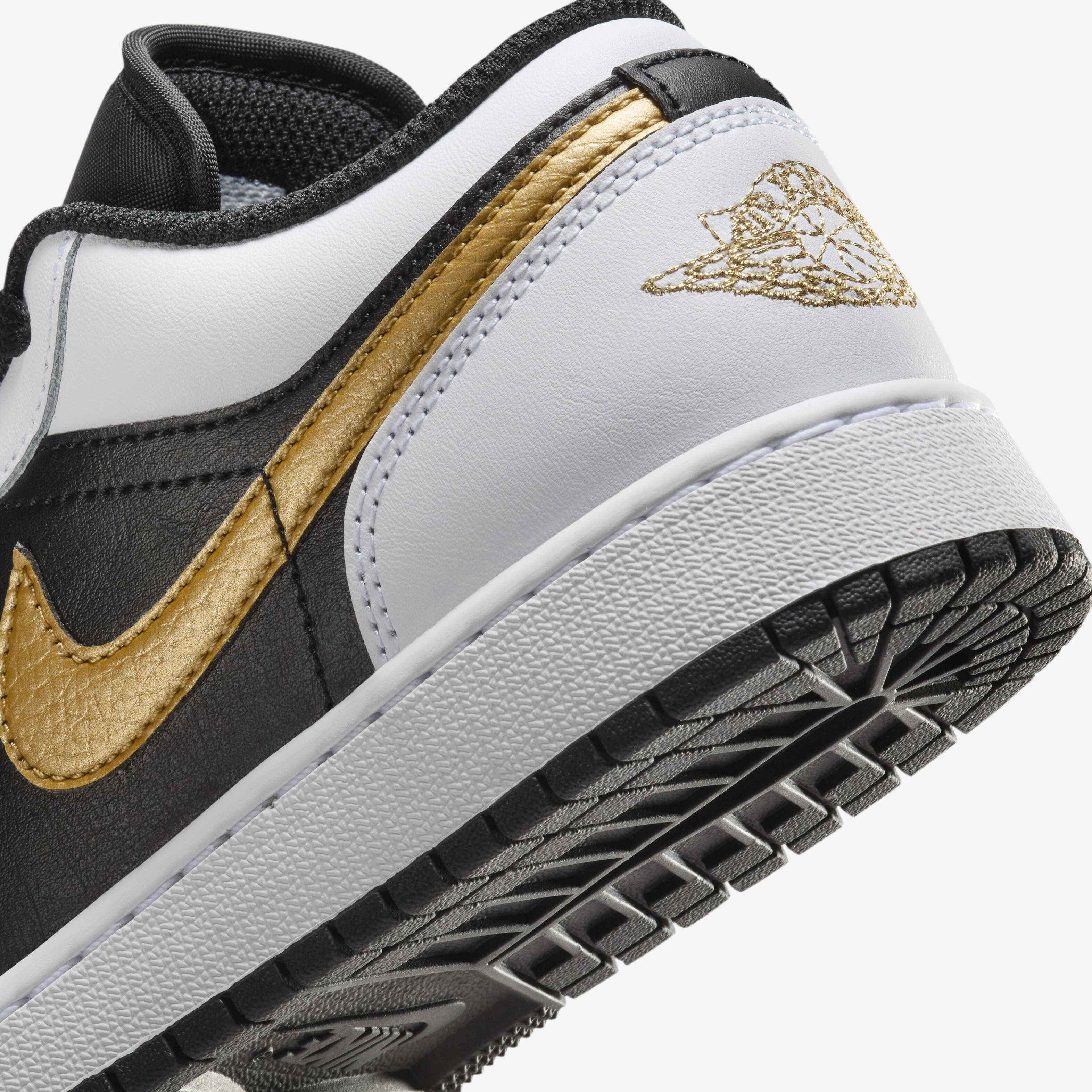 Air Jordan 1 Low image number 7
