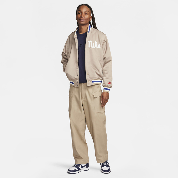 Nike Sportswear Premium Essentials image number 5 Nike Sportswear Premium Essentials image number 5
