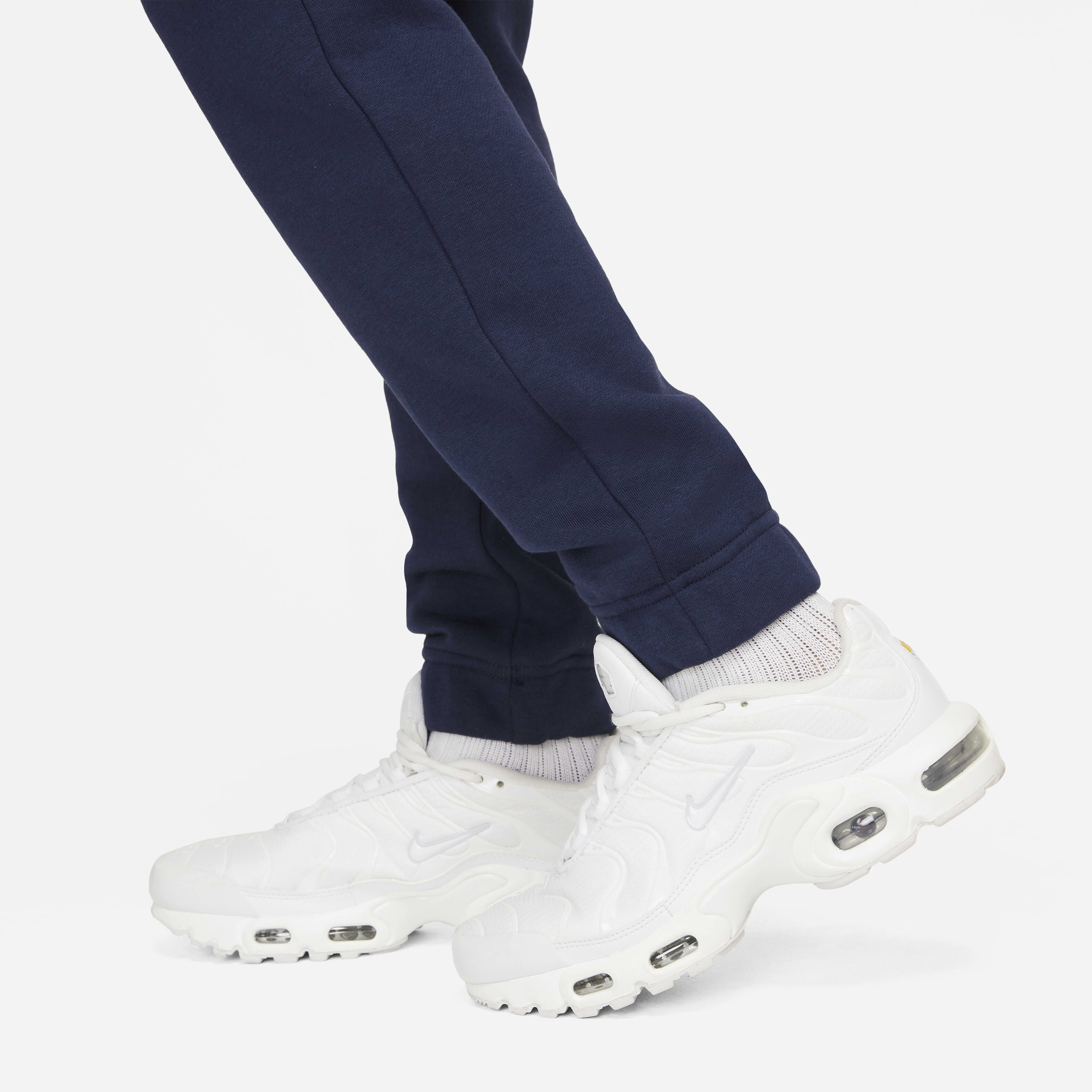 Paris Saint-Germain image number 5