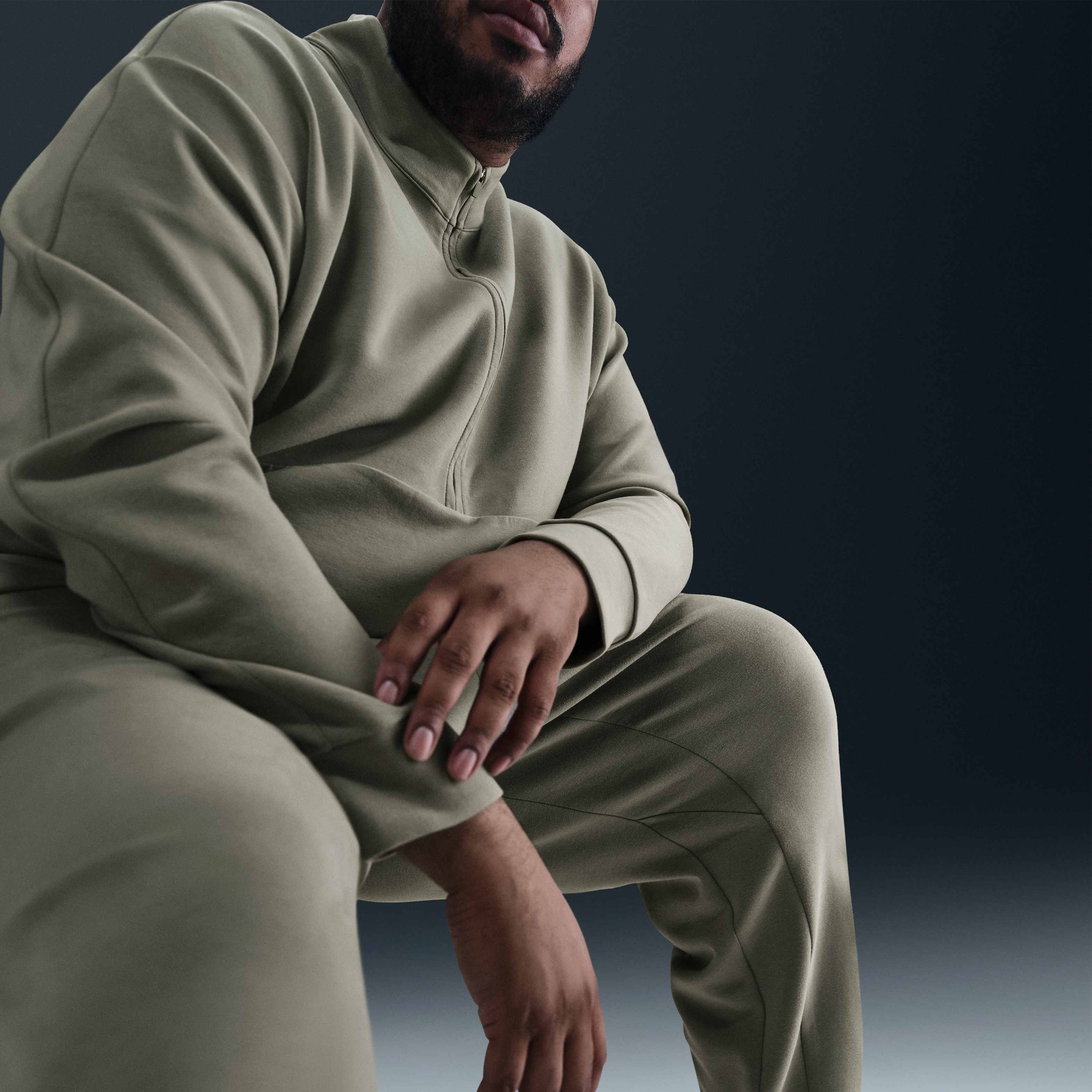 نايكي 24.7 امبوسبلي سوفت image number 8