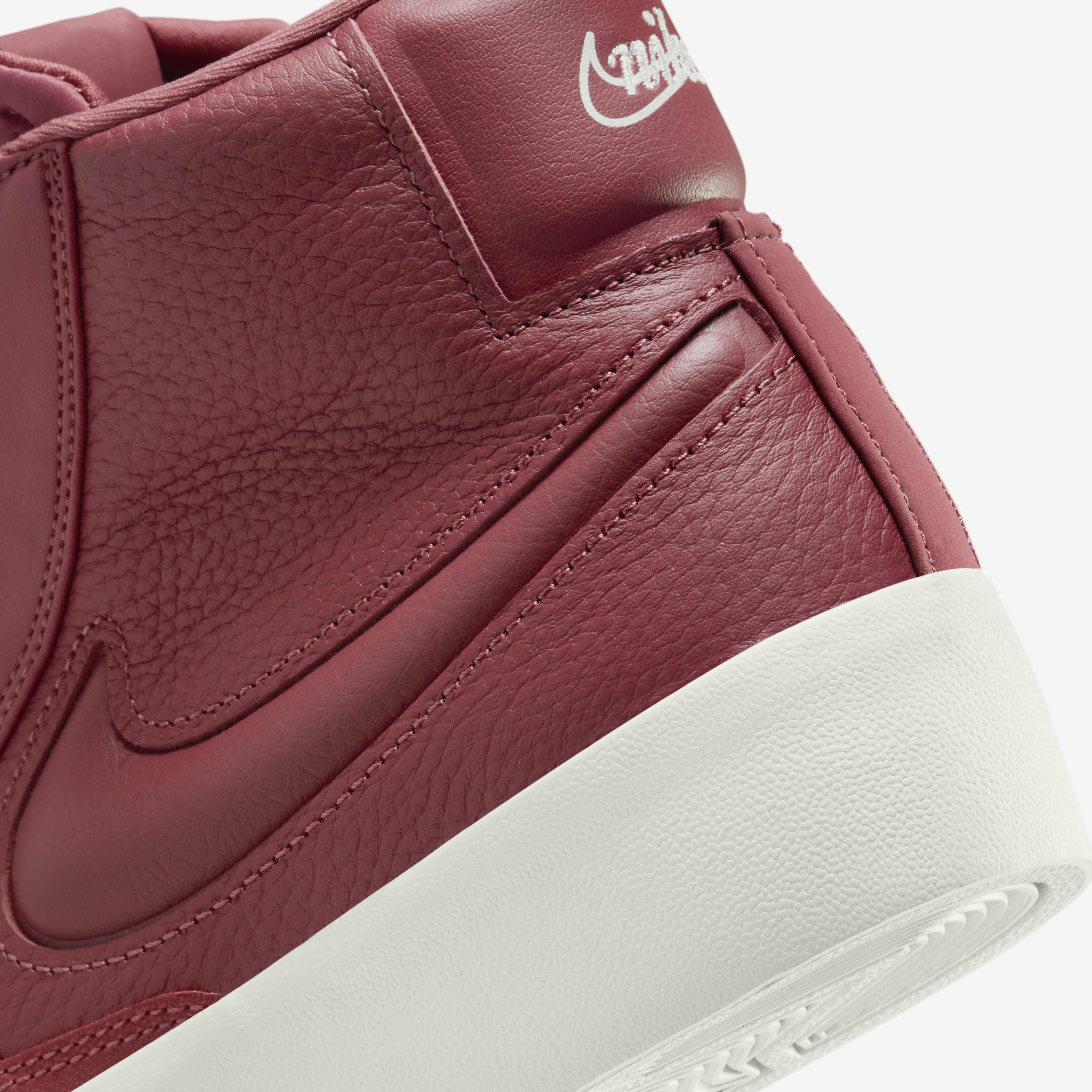Nike Blazer Mid Victory image number 7
