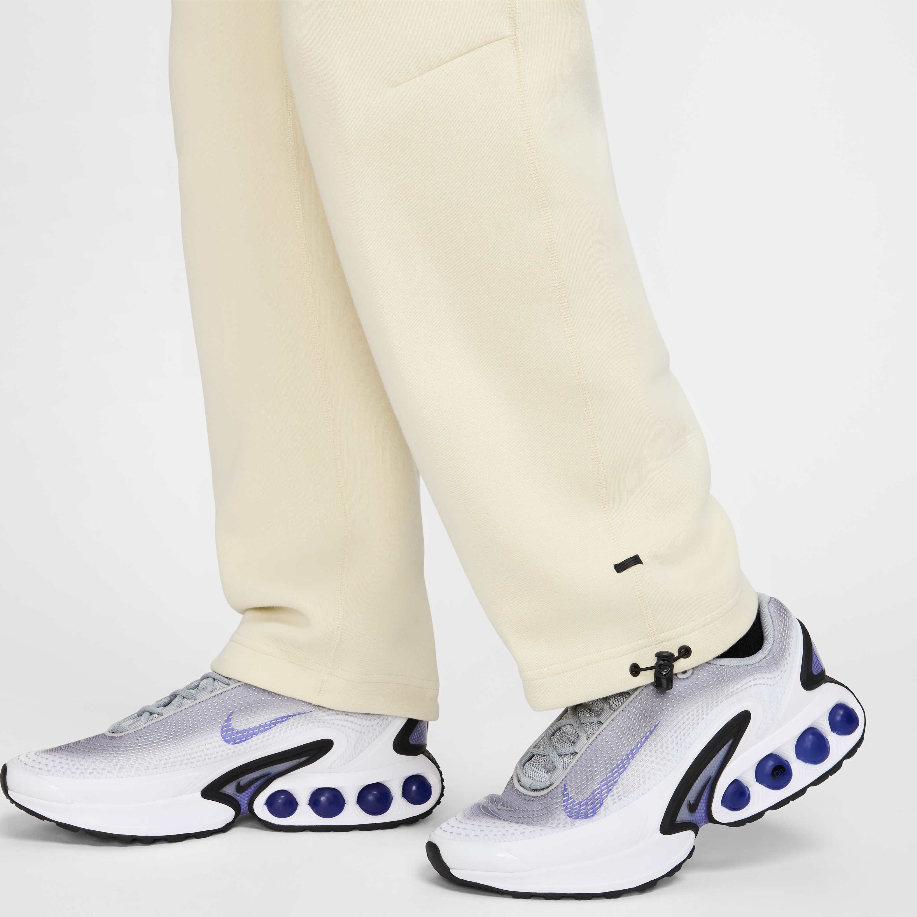 نايكي تك image number 6